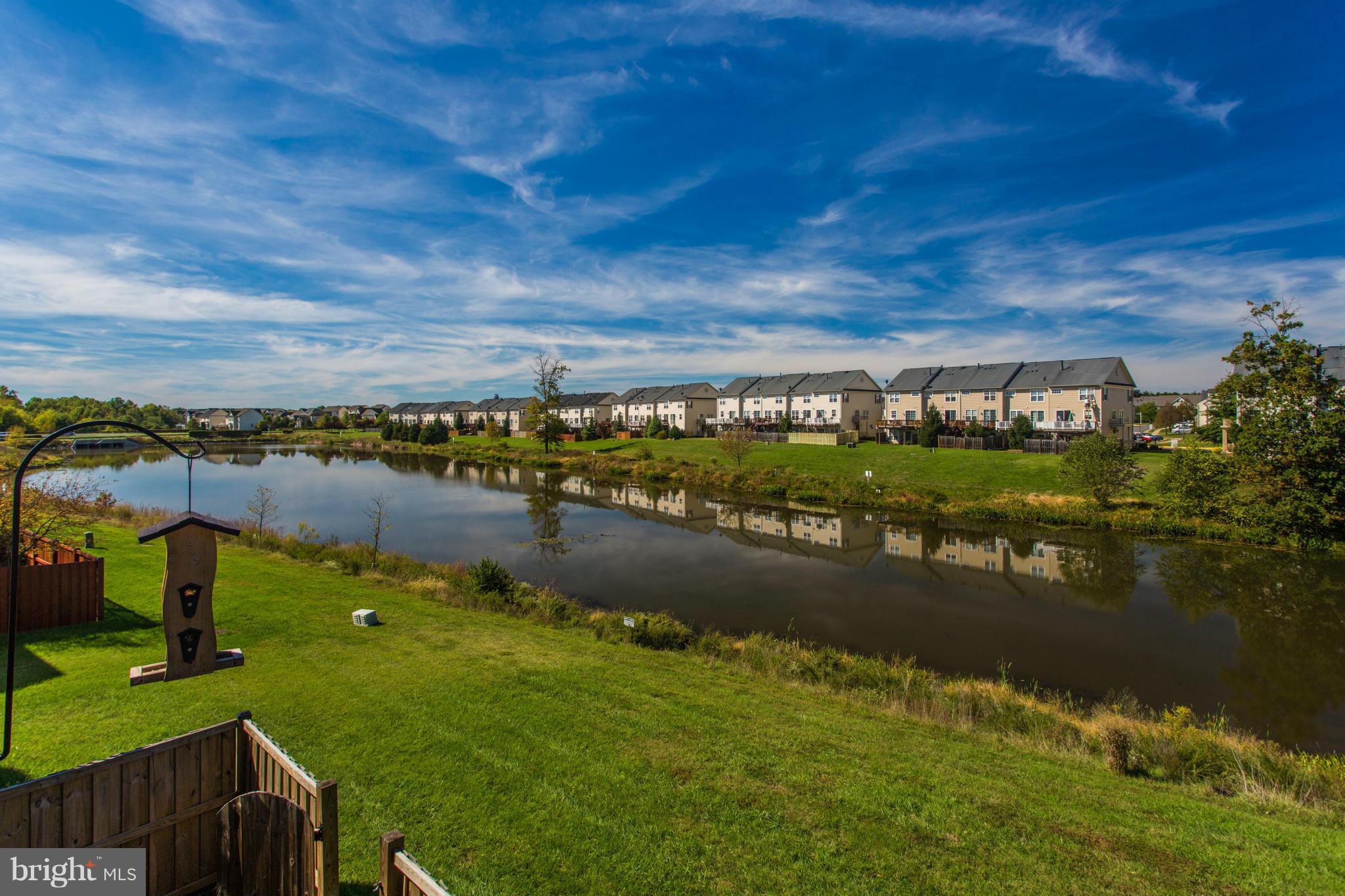 PEMBROOKE - Residential