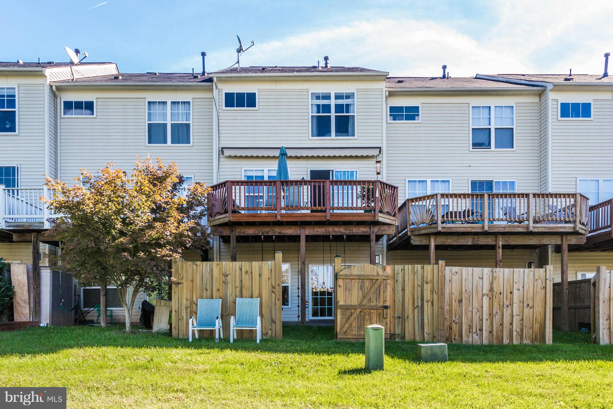 PEMBROOKE - Residential