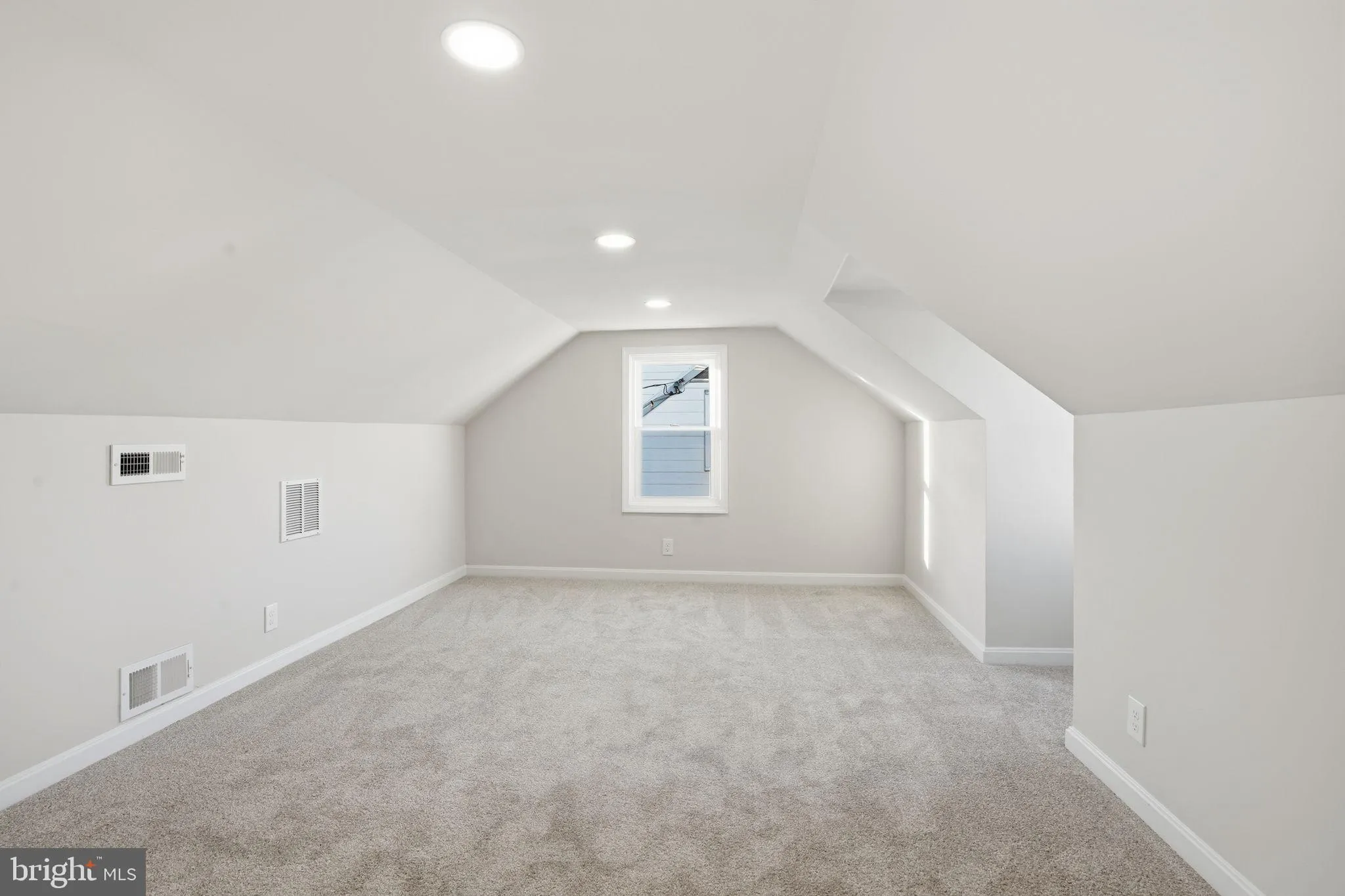 Baltimore, Maryland 21222, United States, 3 Bedrooms Bedrooms, ,2 BathroomsBathrooms,Residential,Active,254663