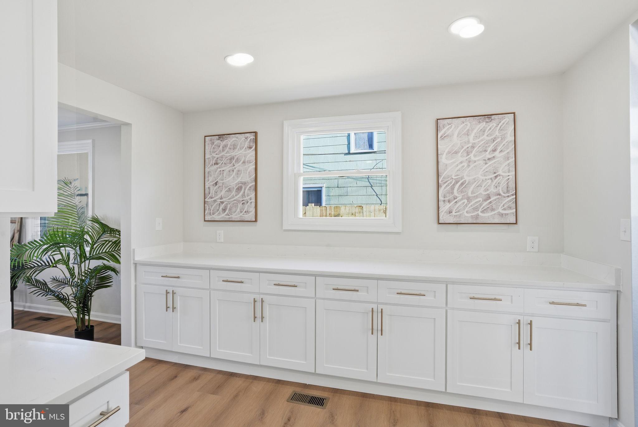 MURRAY POINT - Residential