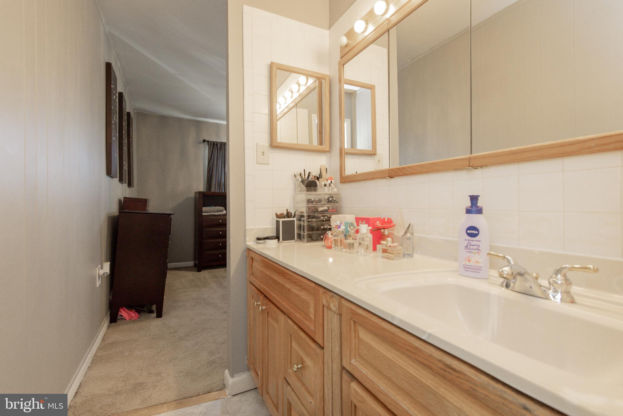 PRINCE PLACE III - Residential