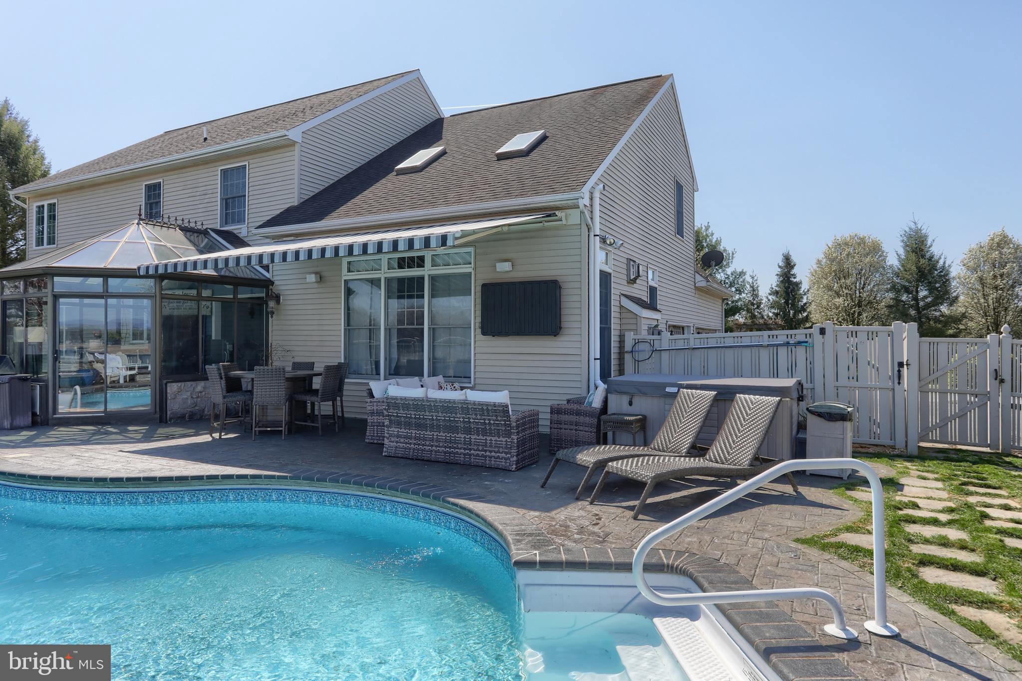 THISTLEDOWN - Residential