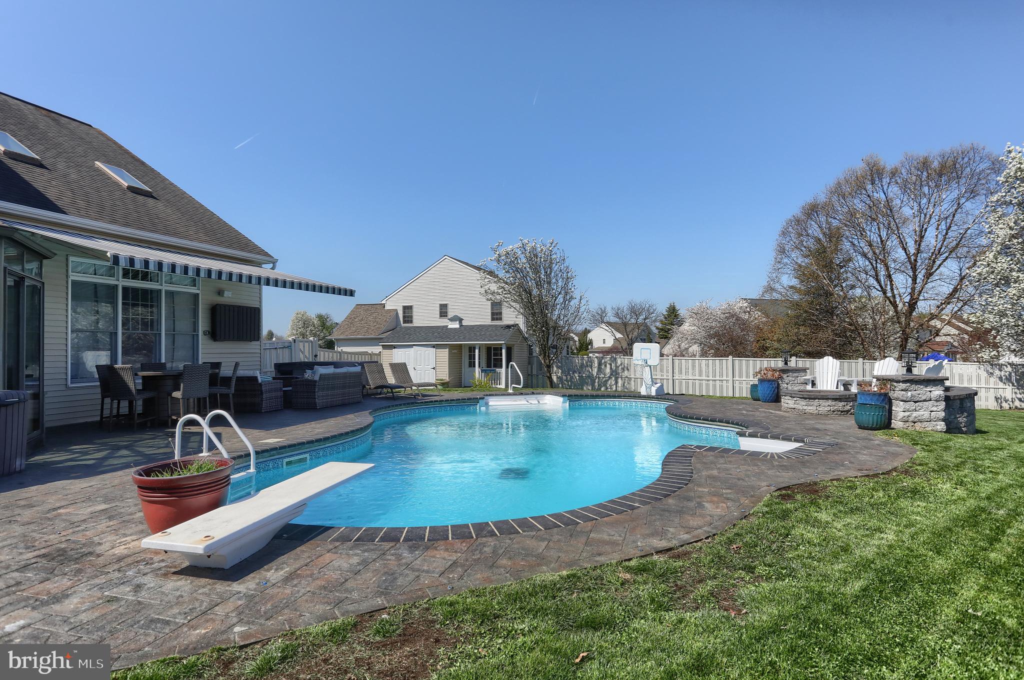 THISTLEDOWN - Residential