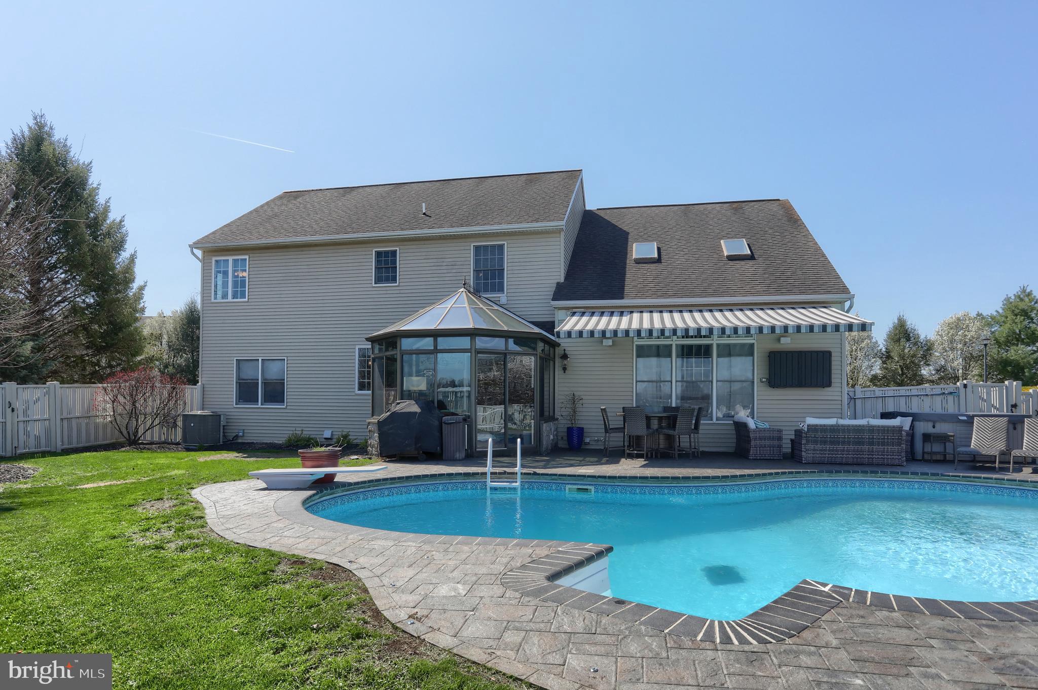 THISTLEDOWN - Residential