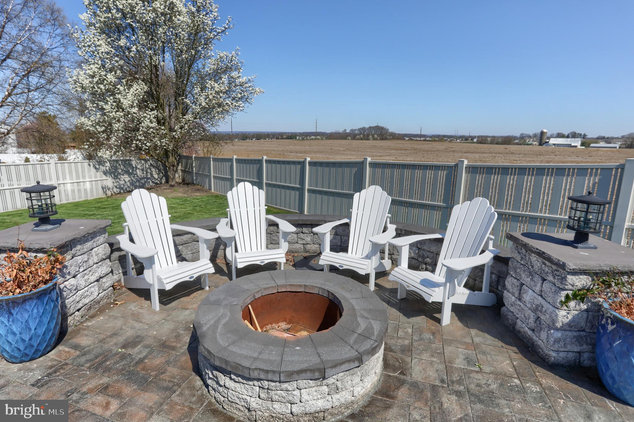 THISTLEDOWN - Residential