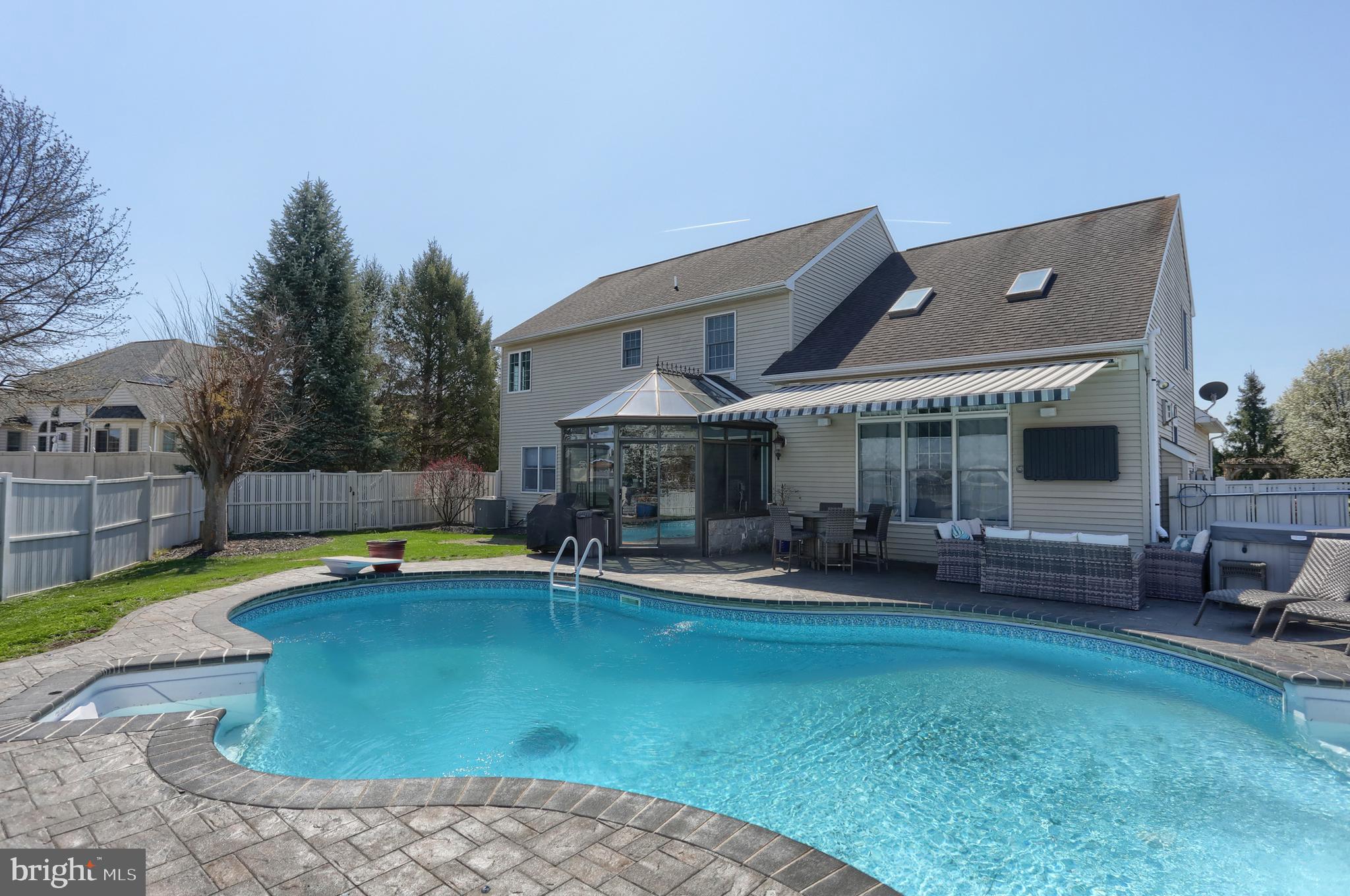 THISTLEDOWN - Residential