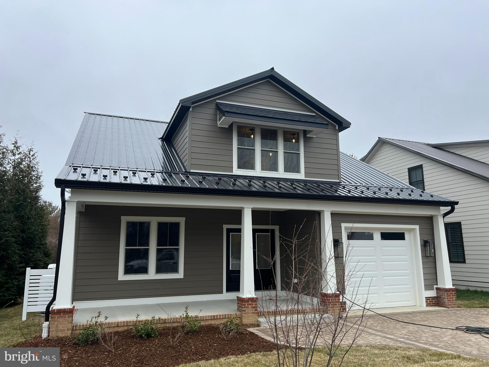 AVONDALE - Residential