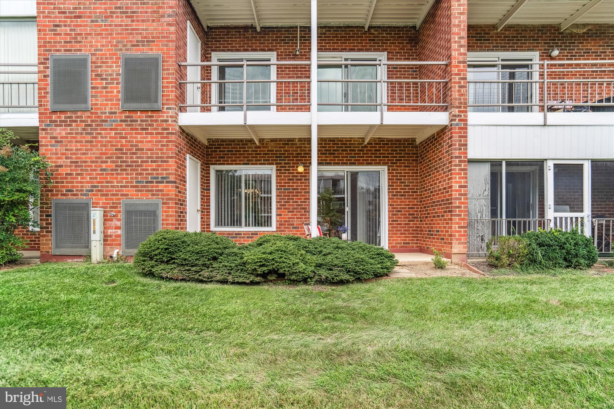 ROSSMOOR MUTUAL #14 - Residential