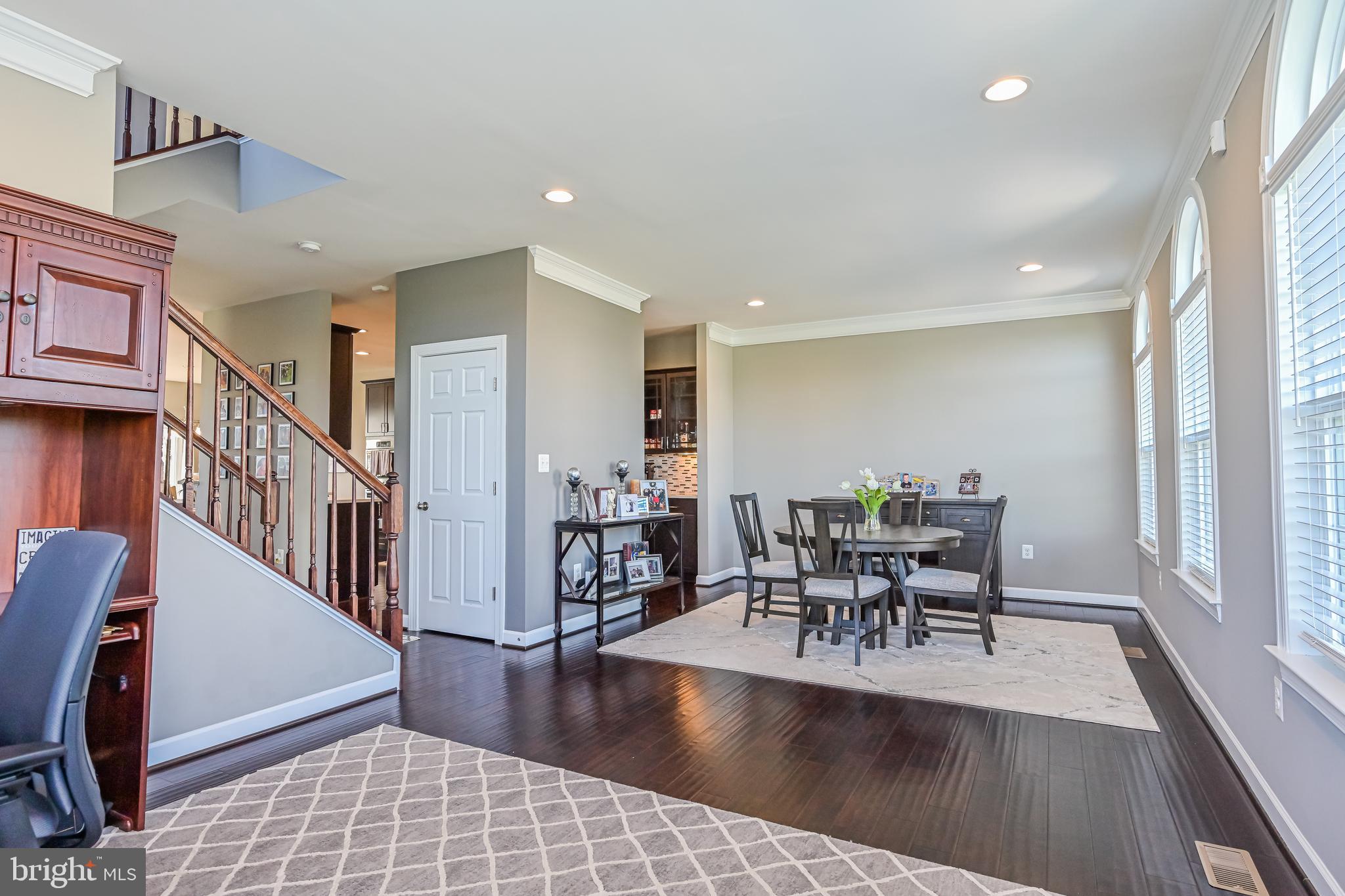 PMW FARMS - Residential