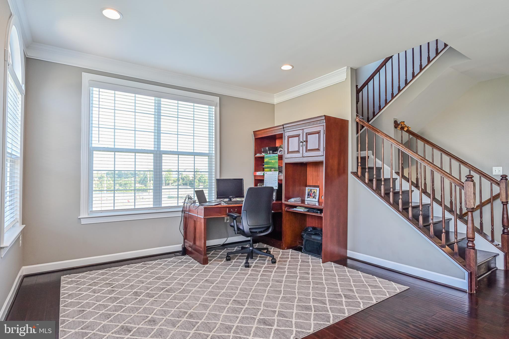 PMW FARMS - Residential