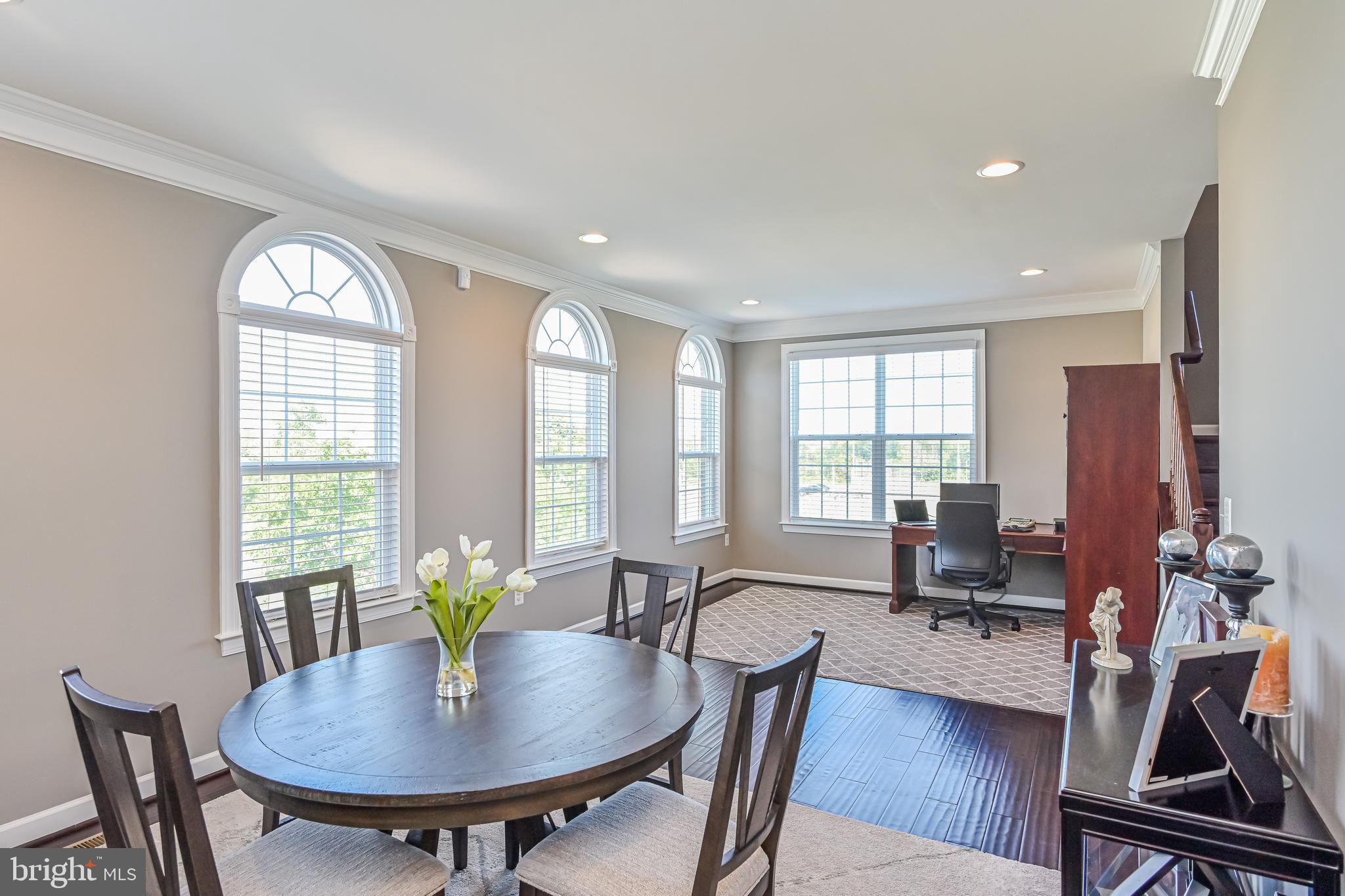 PMW FARMS - Residential