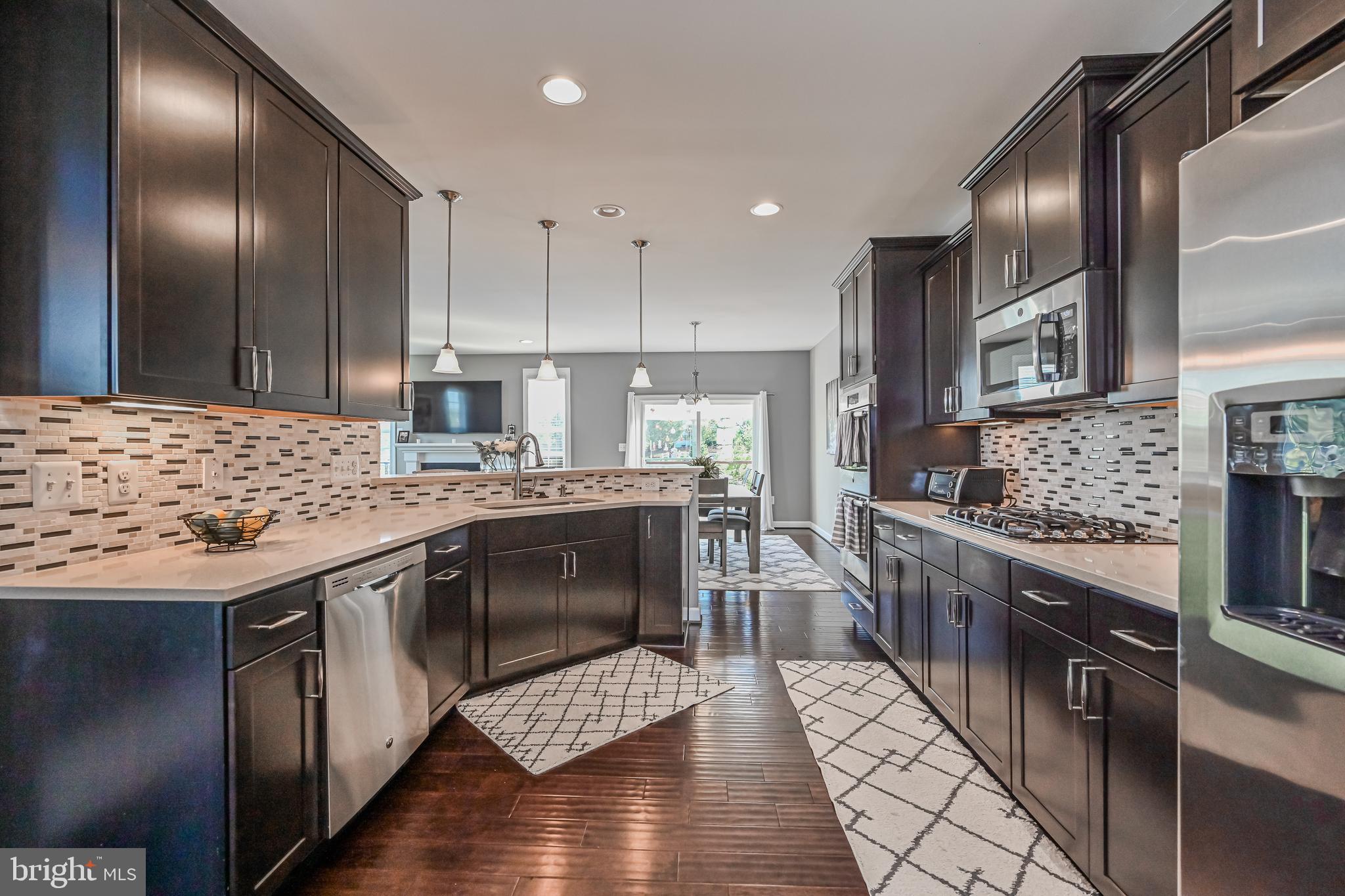 PMW FARMS - Residential