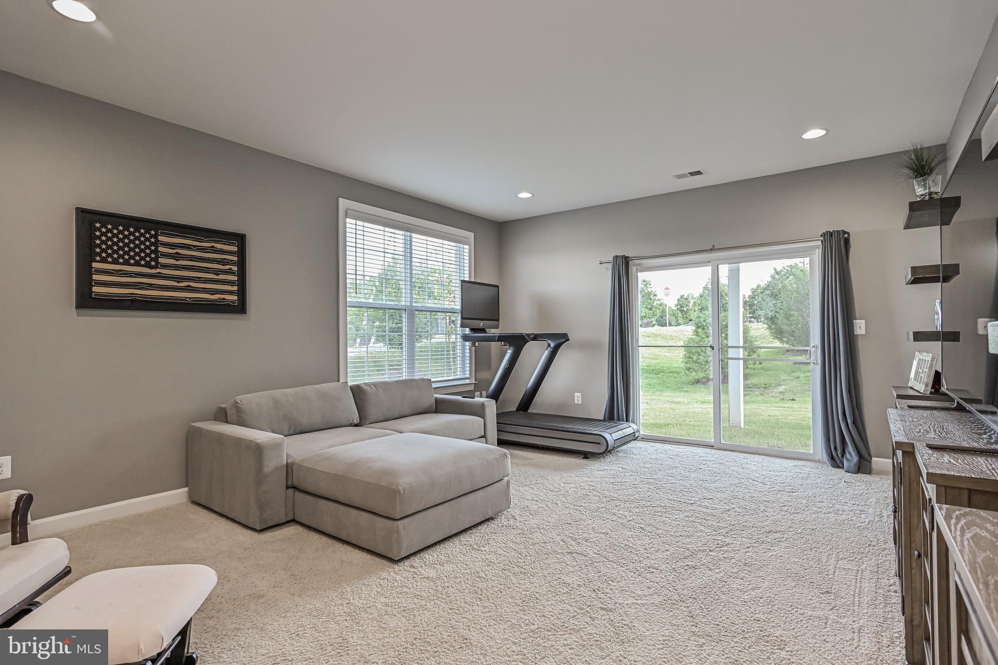 PMW FARMS - Residential