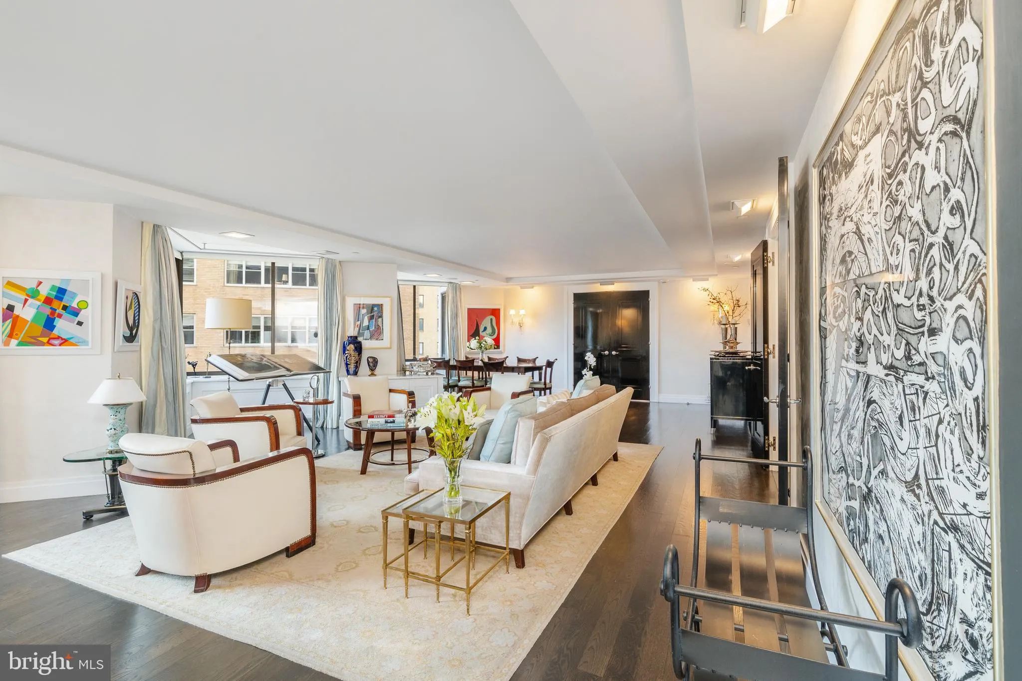 Philadelphia, Pennsylvania 19103, United States, 3 Bedrooms Bedrooms, ,4 BathroomsBathrooms,Residential,Contingent,66258