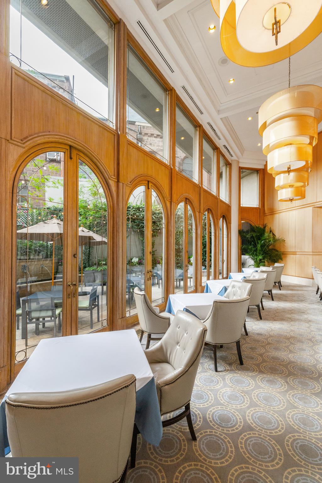 RITTENHOUSE SQUARE - Residential