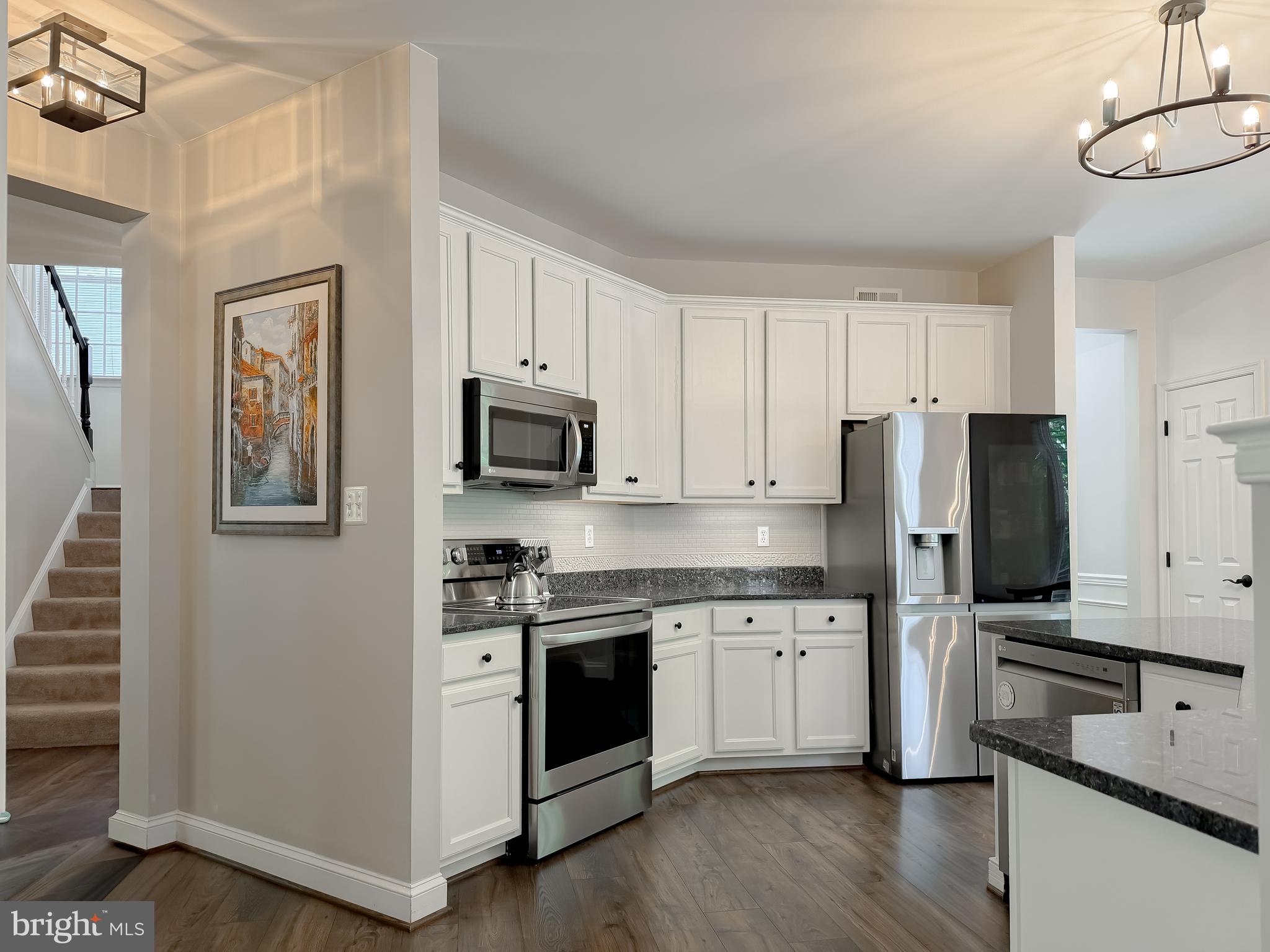 DAHLIA PARK OF WILDEWOOD - Residential