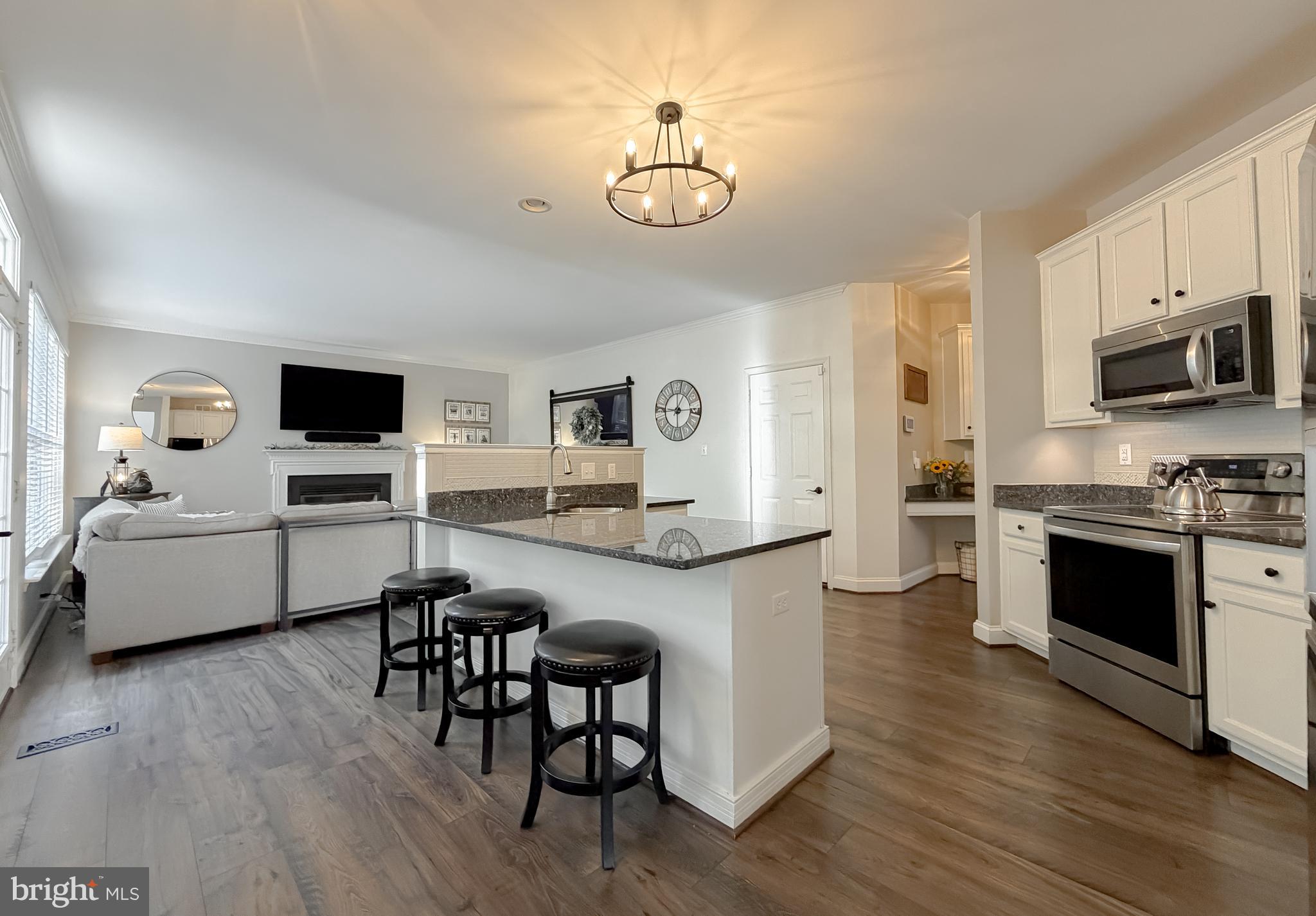 DAHLIA PARK OF WILDEWOOD - Residential