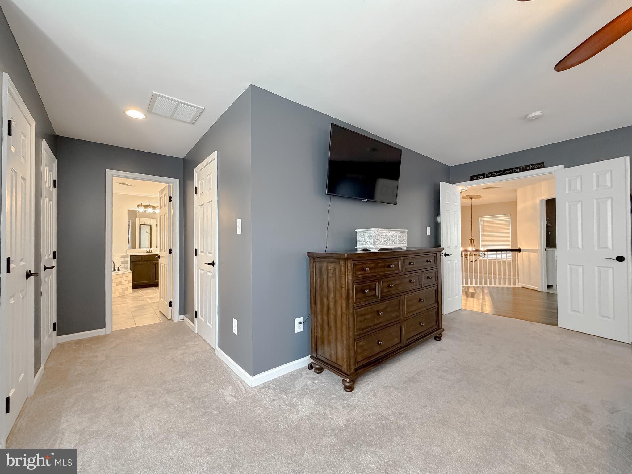 DAHLIA PARK OF WILDEWOOD - Residential