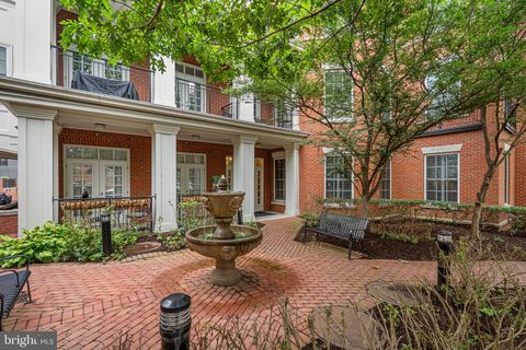 Condo For Sale - 1023 N Royal Street #115<br/> ALEXANDRIA, VA 22314