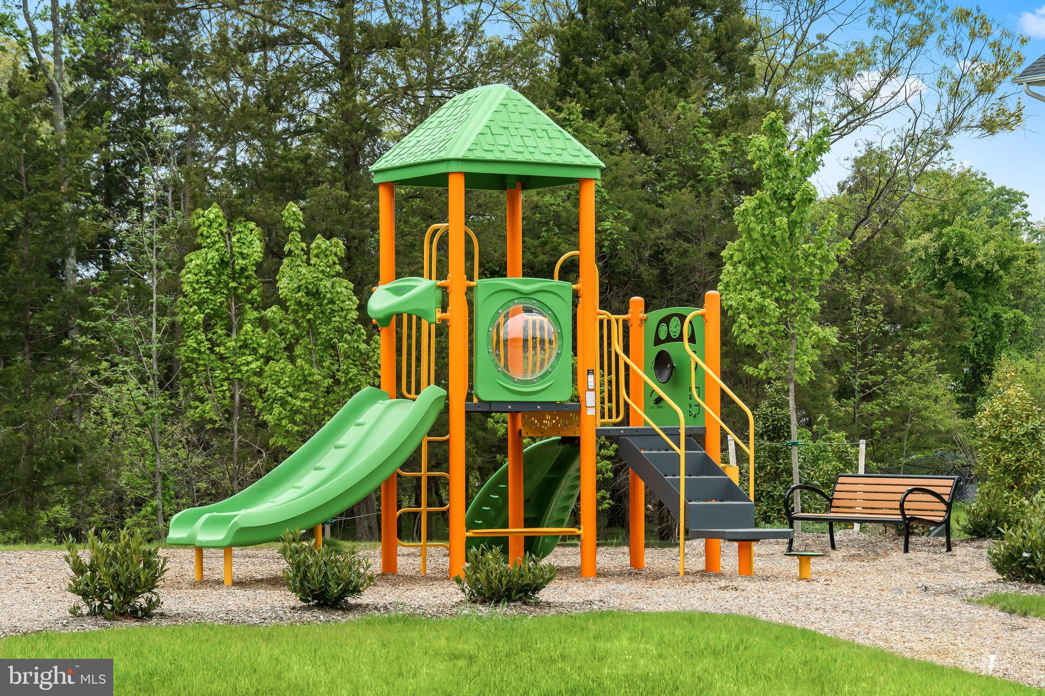 SPRING RIDGE - Residential