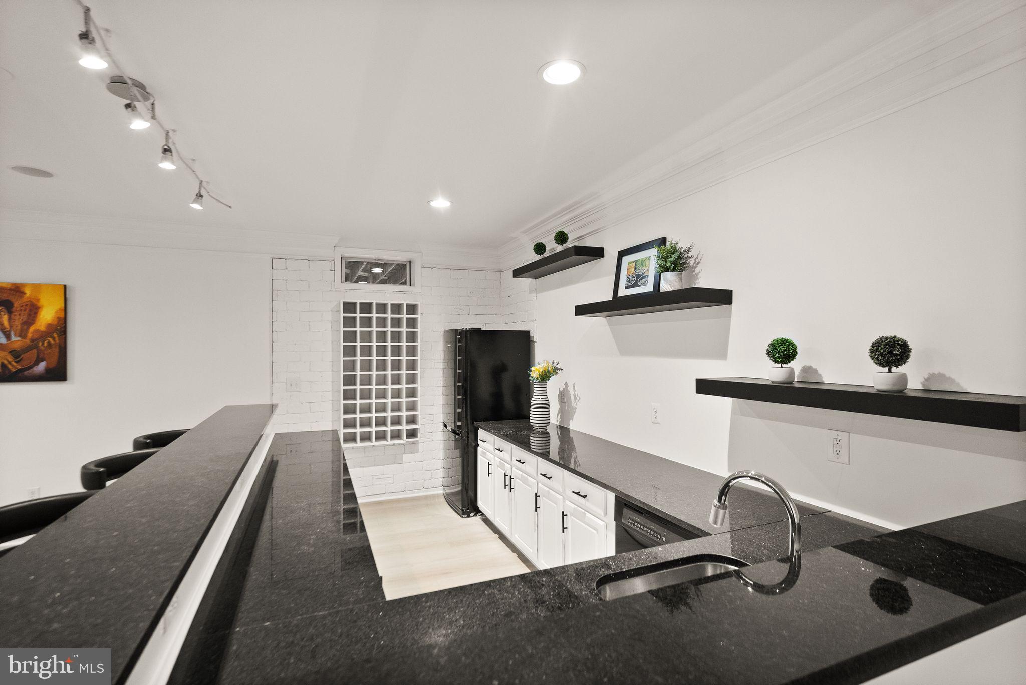 WESTVIEW ESTATES - Residential