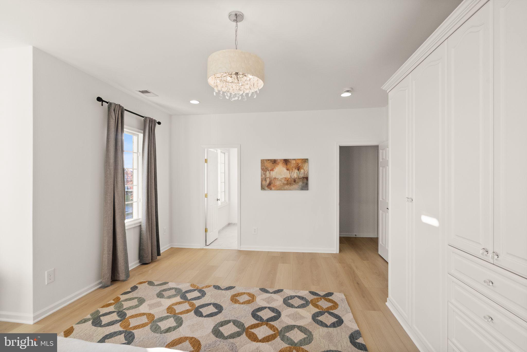 WESTVIEW ESTATES - Residential