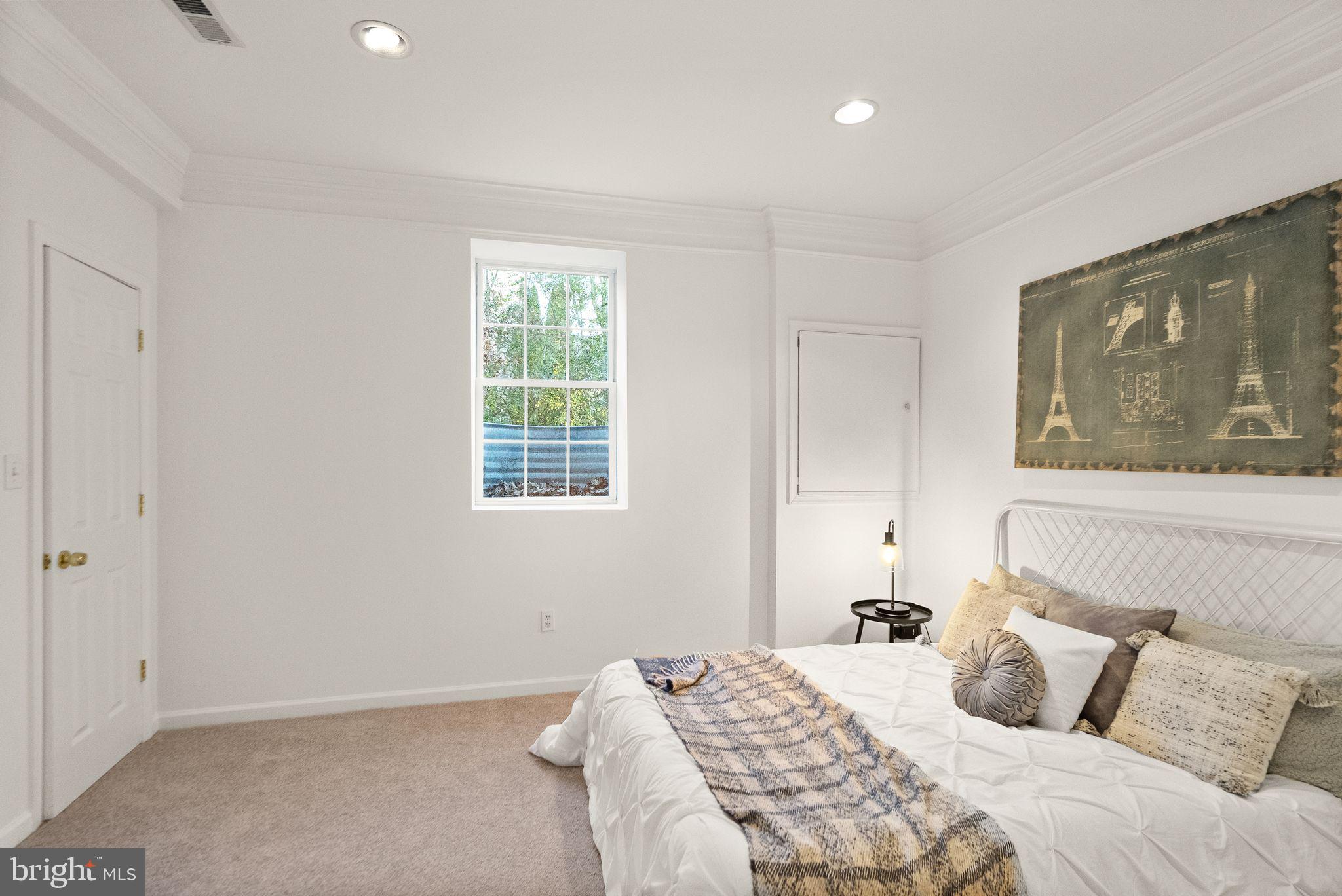 WESTVIEW ESTATES - Residential