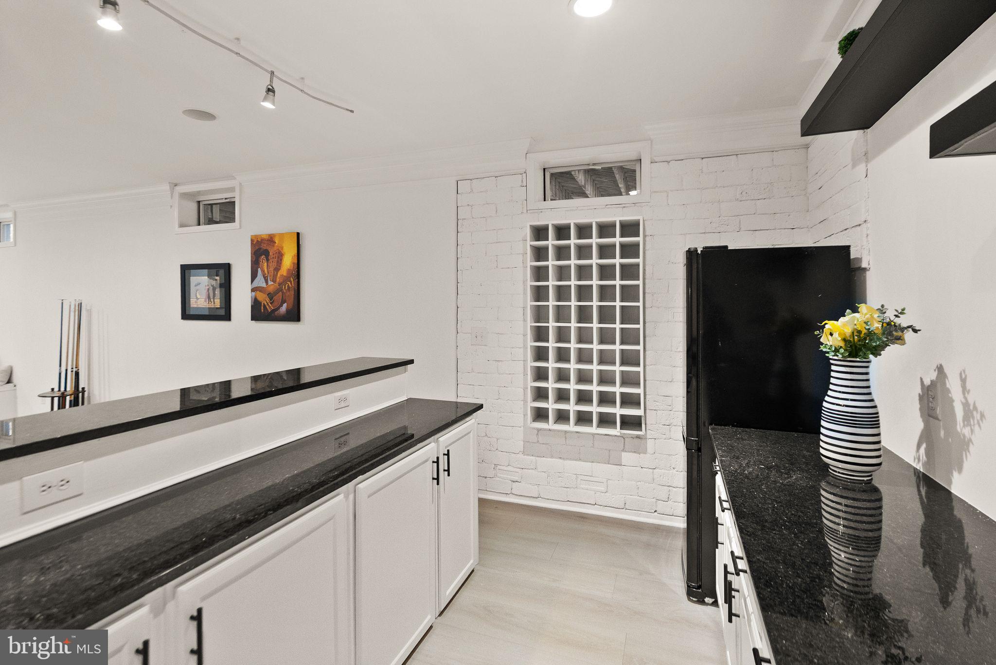 WESTVIEW ESTATES - Residential