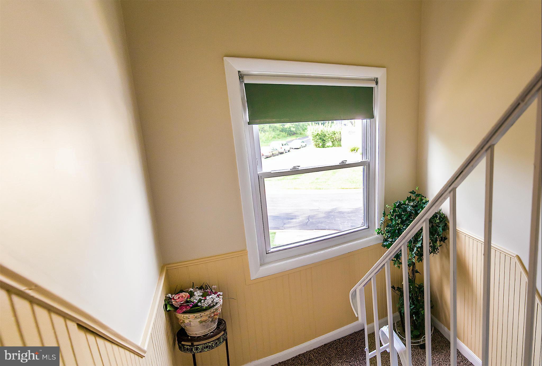 FRANKLIN RIDGE TOWNHOUSE - Residential