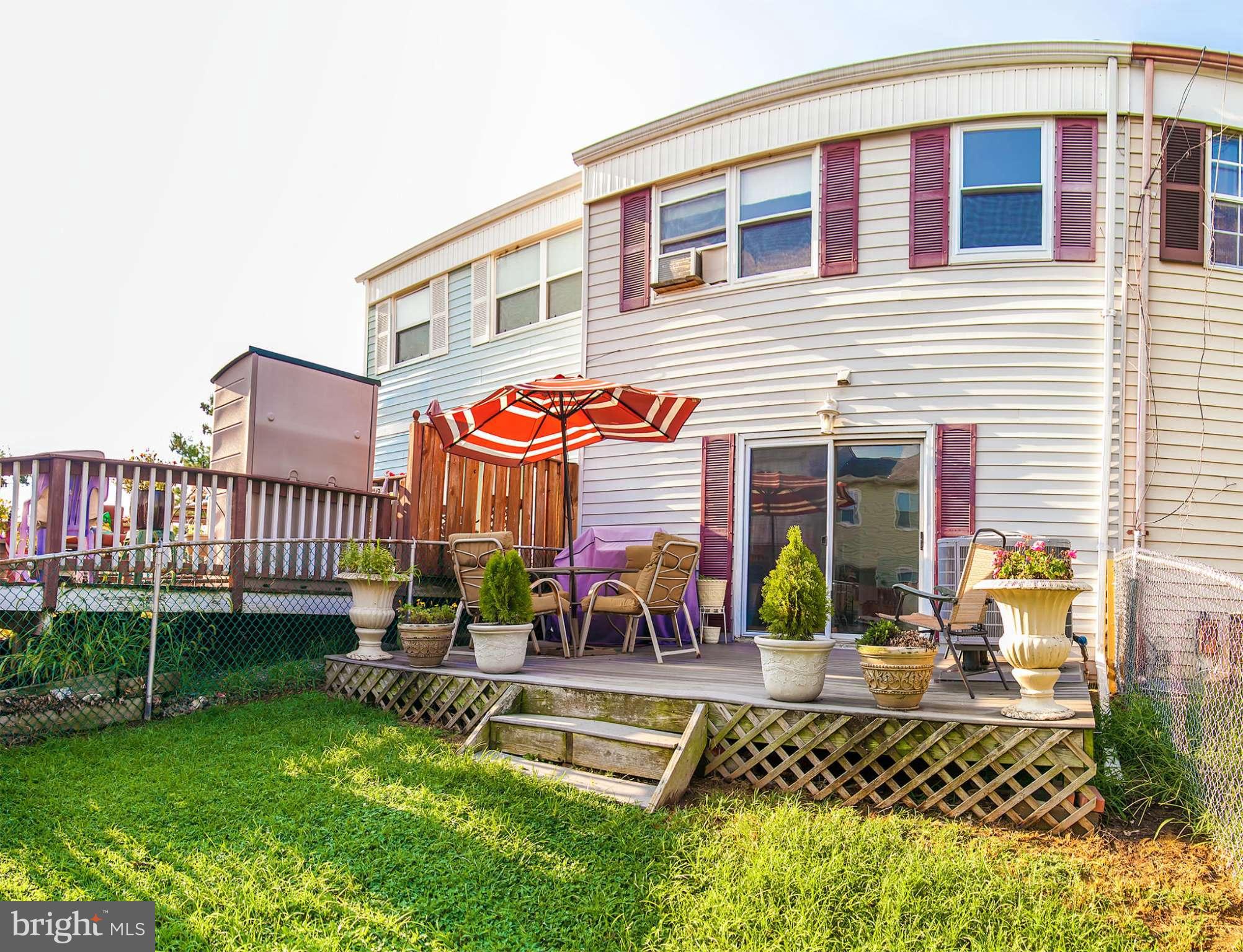 FRANKLIN RIDGE TOWNHOUSE - Residential