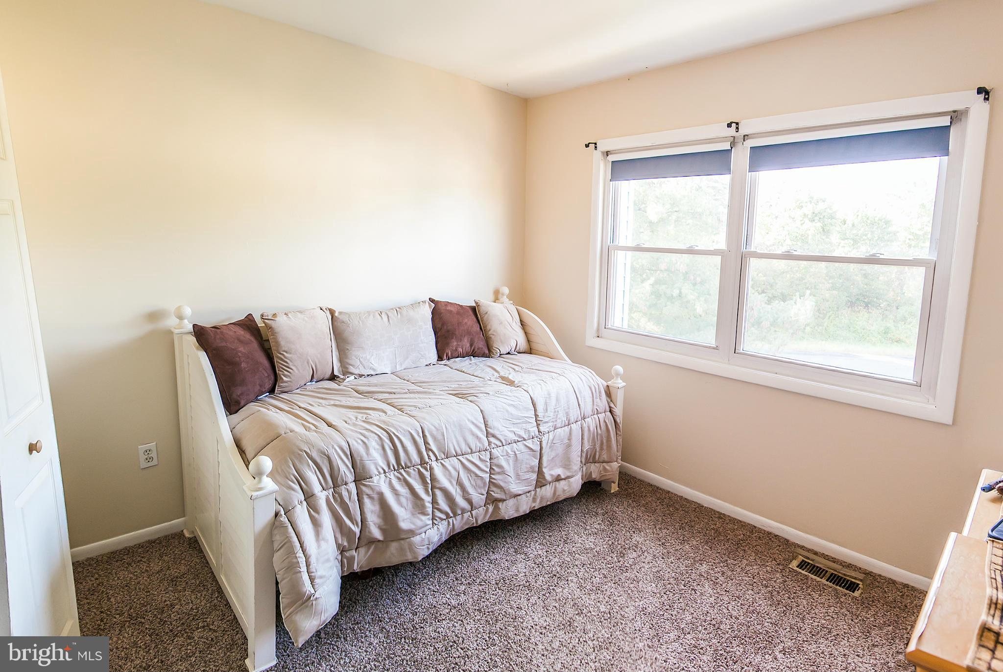 FRANKLIN RIDGE TOWNHOUSE - Residential