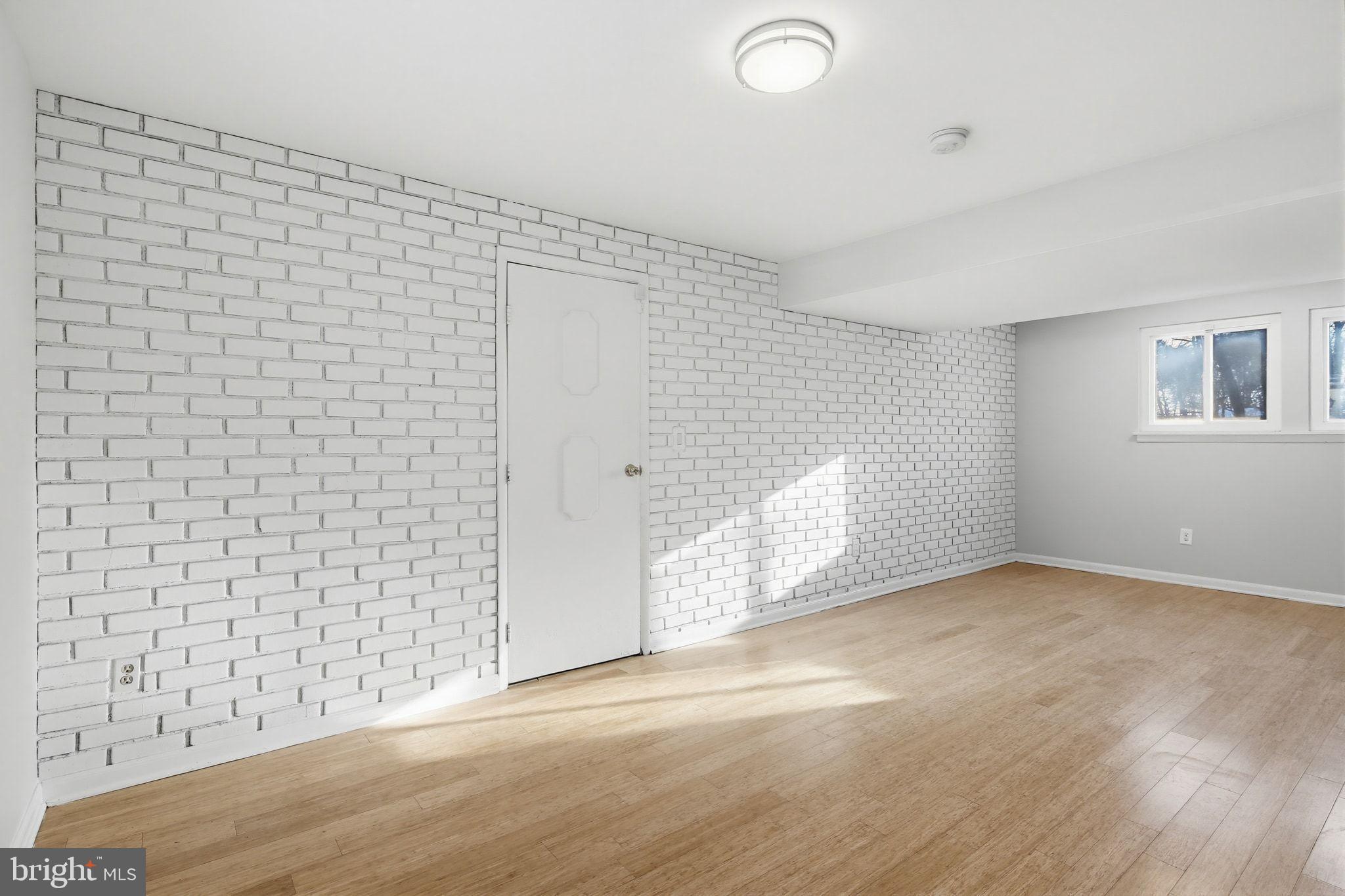 PARKE WEST - Residential