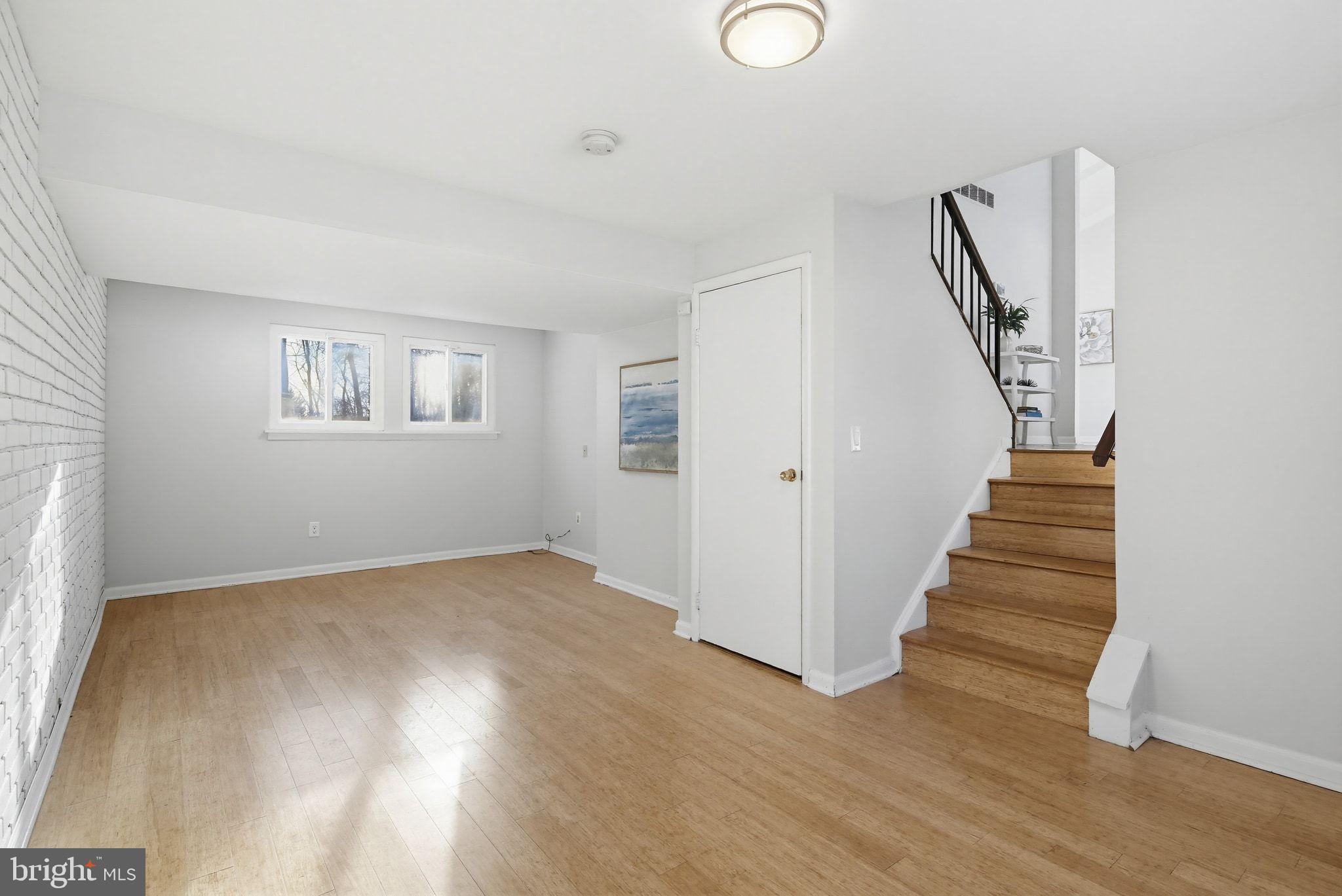 PARKE WEST - Residential