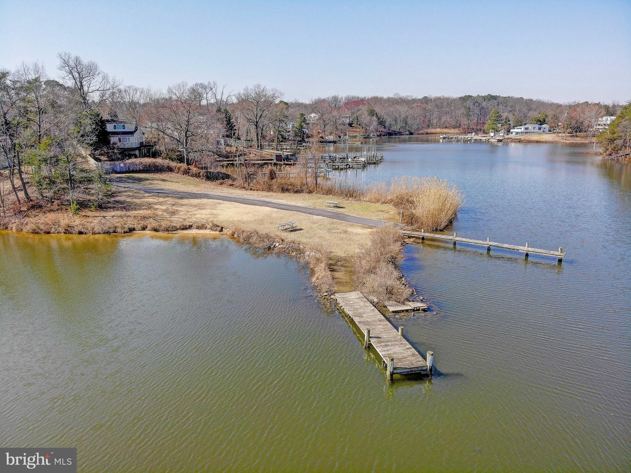 POWHATAN BEACH - Residential