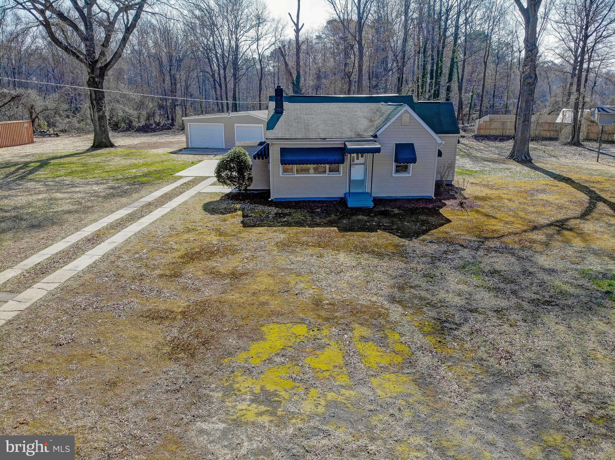 POWHATAN BEACH - Residential