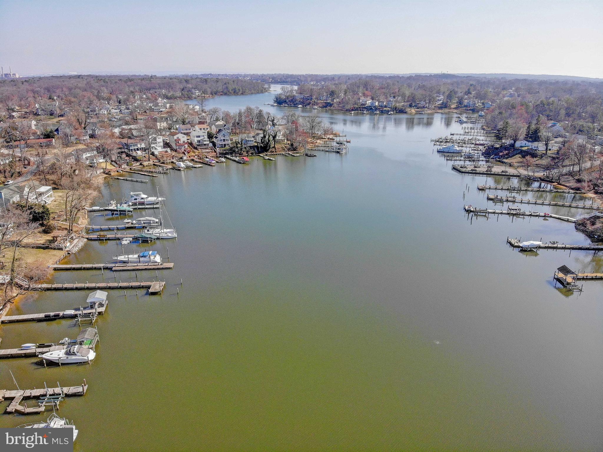 POWHATAN BEACH - Residential