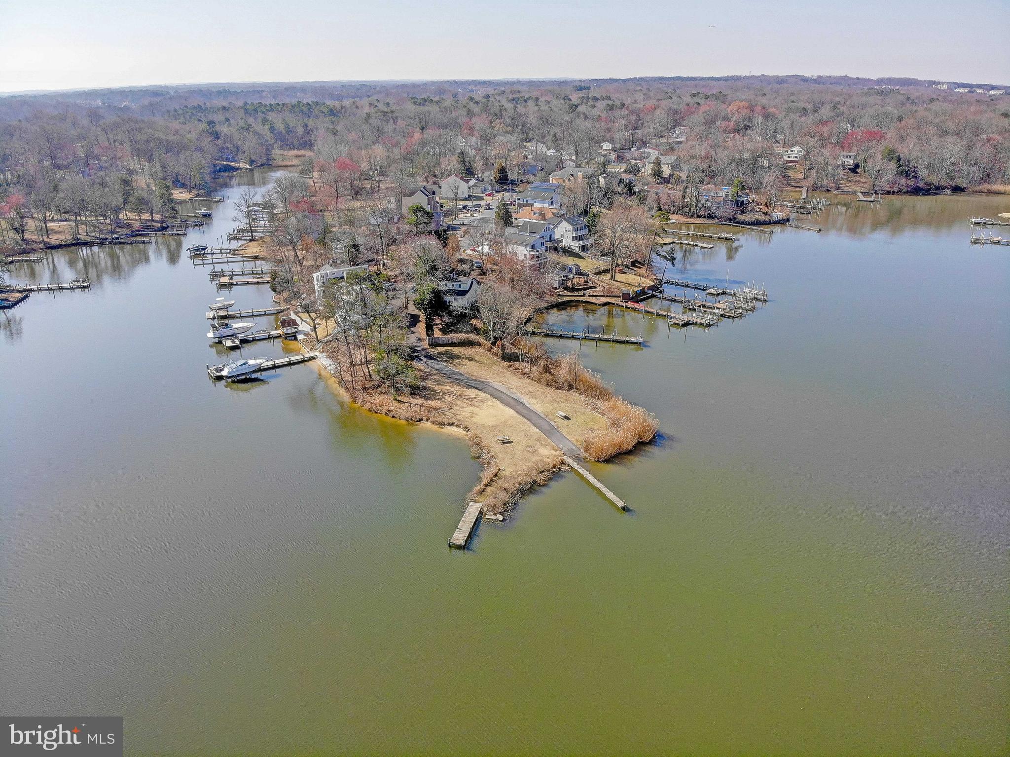 POWHATAN BEACH - Residential