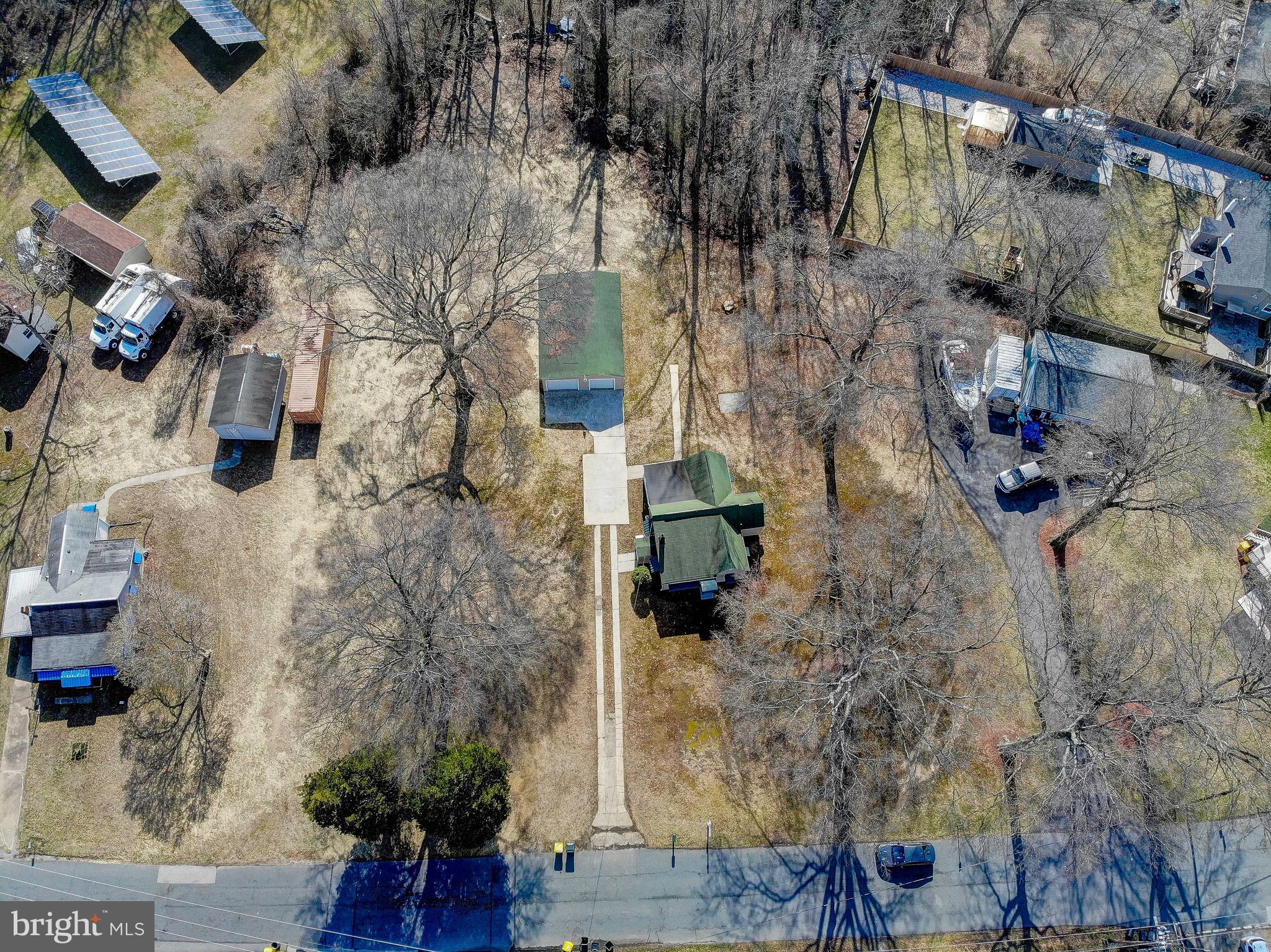 POWHATAN BEACH - Residential