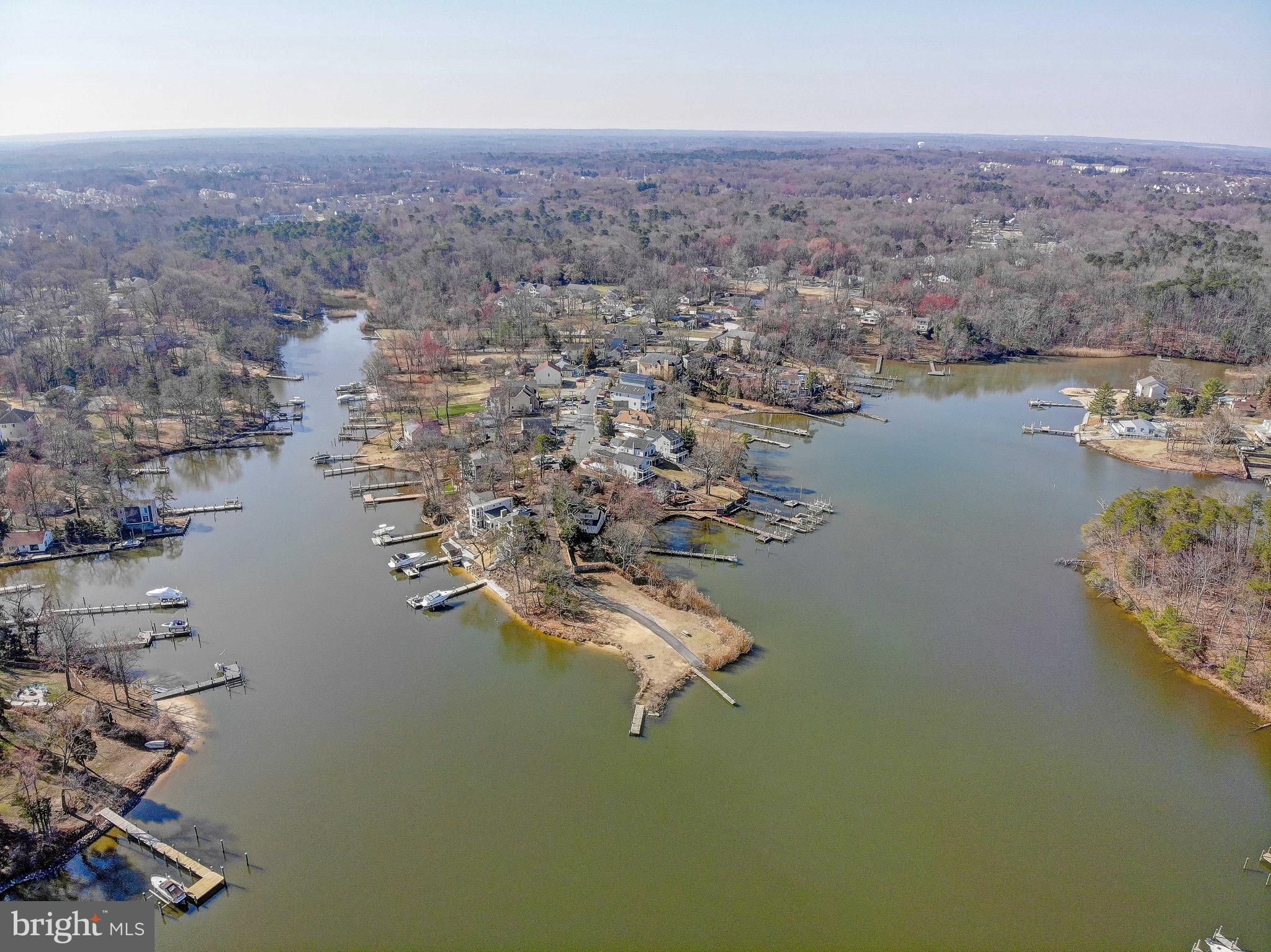 POWHATAN BEACH - Residential