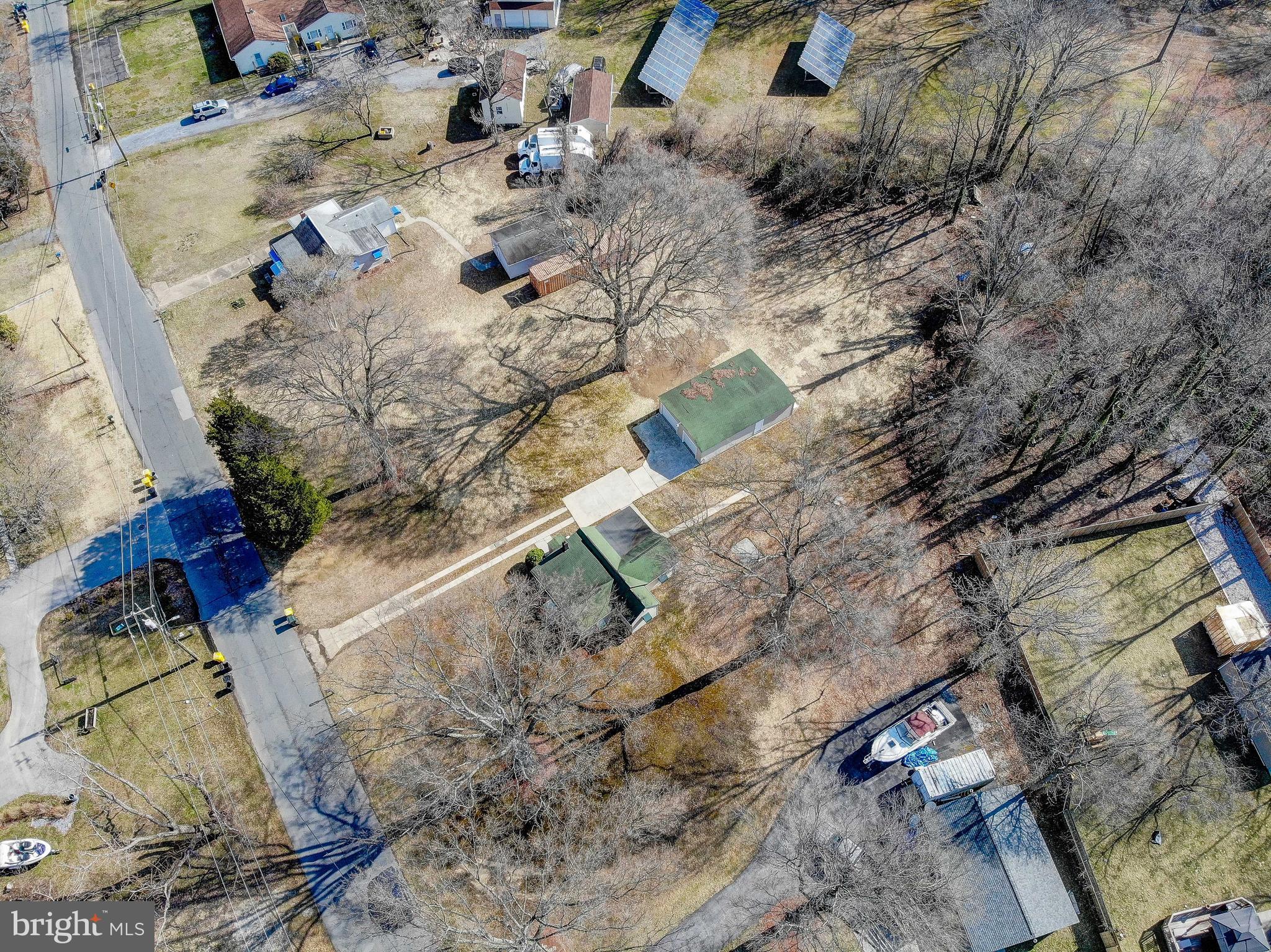 POWHATAN BEACH - Residential