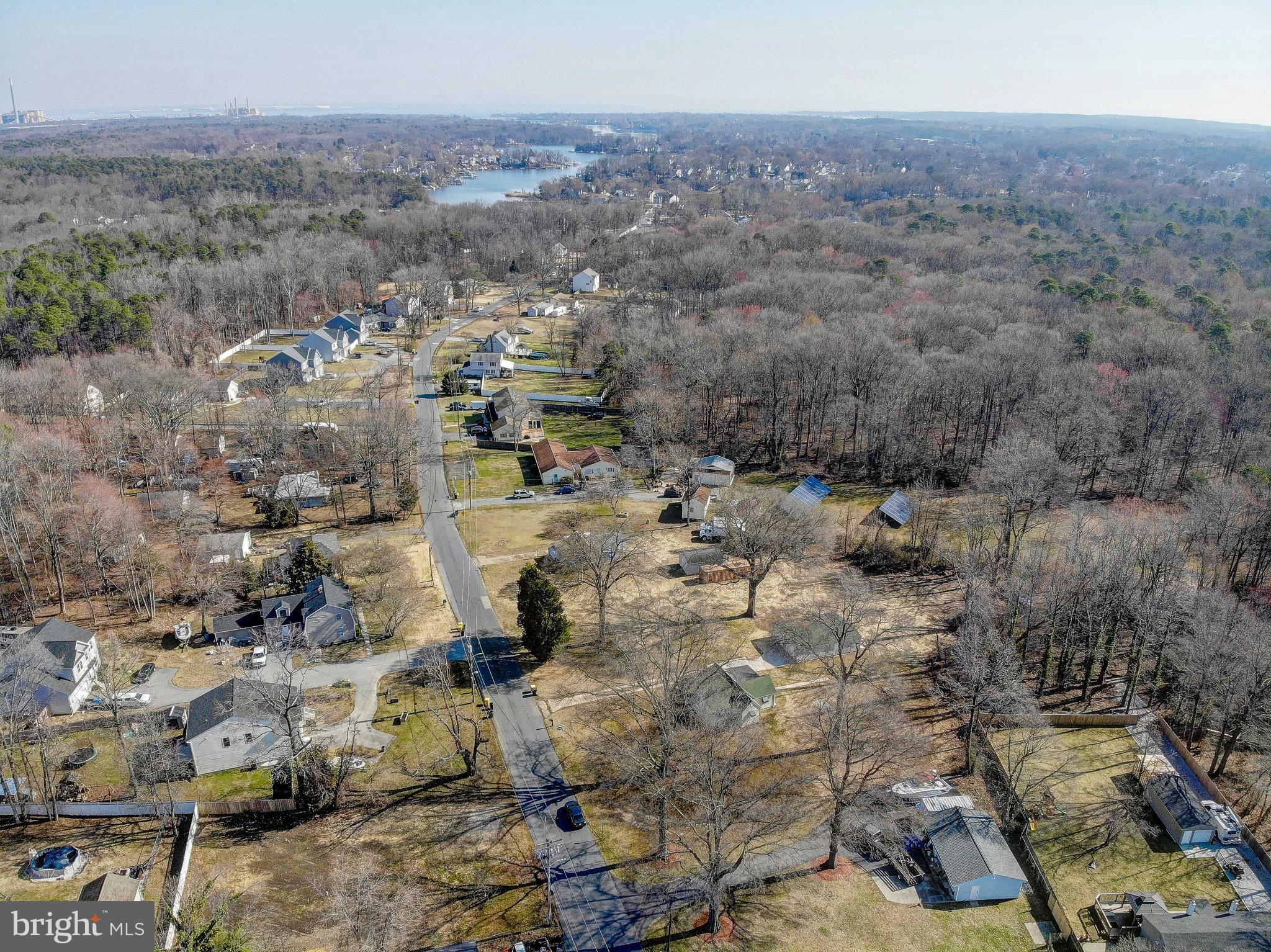 POWHATAN BEACH - Residential