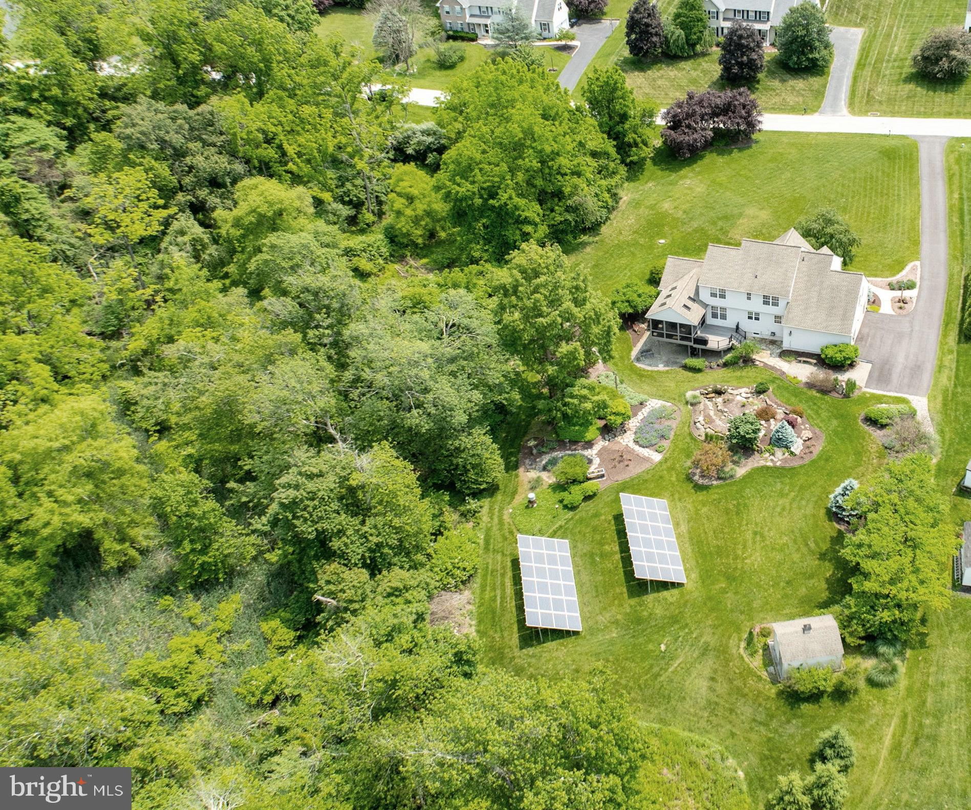 WELLINGTON HUNT - Residential