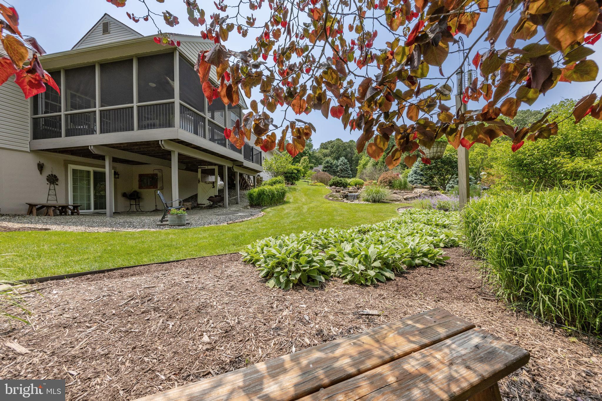 WELLINGTON HUNT - Residential