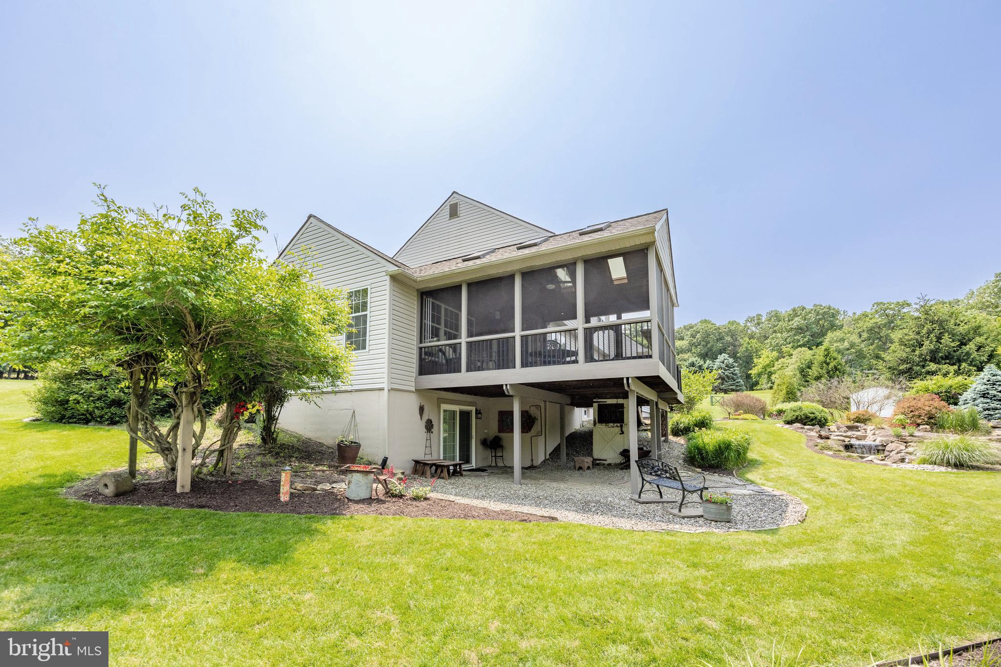 WELLINGTON HUNT - Residential