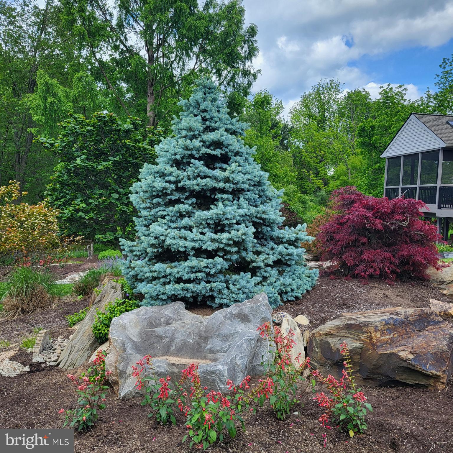 WELLINGTON HUNT - Residential