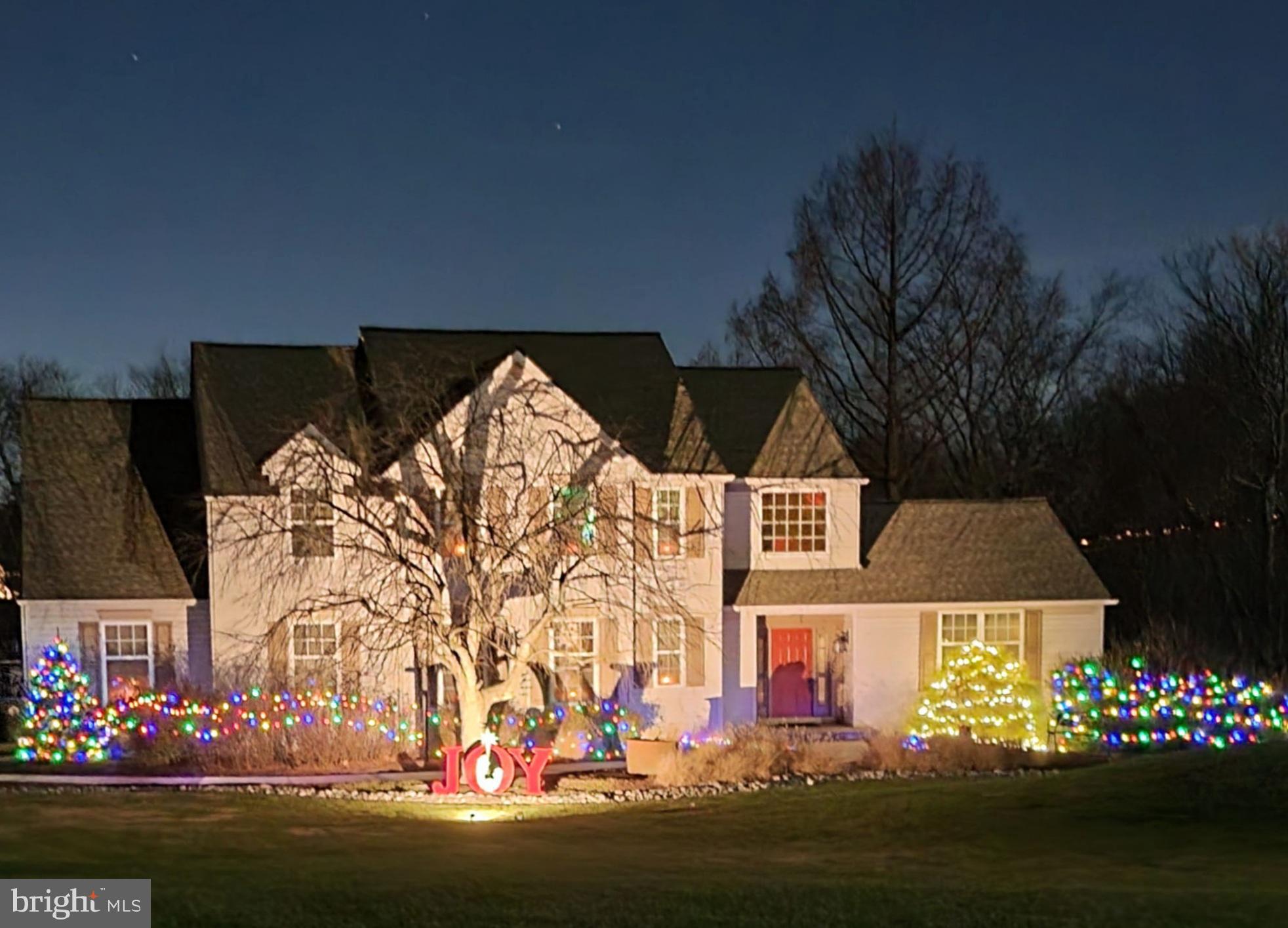 WELLINGTON HUNT - Residential