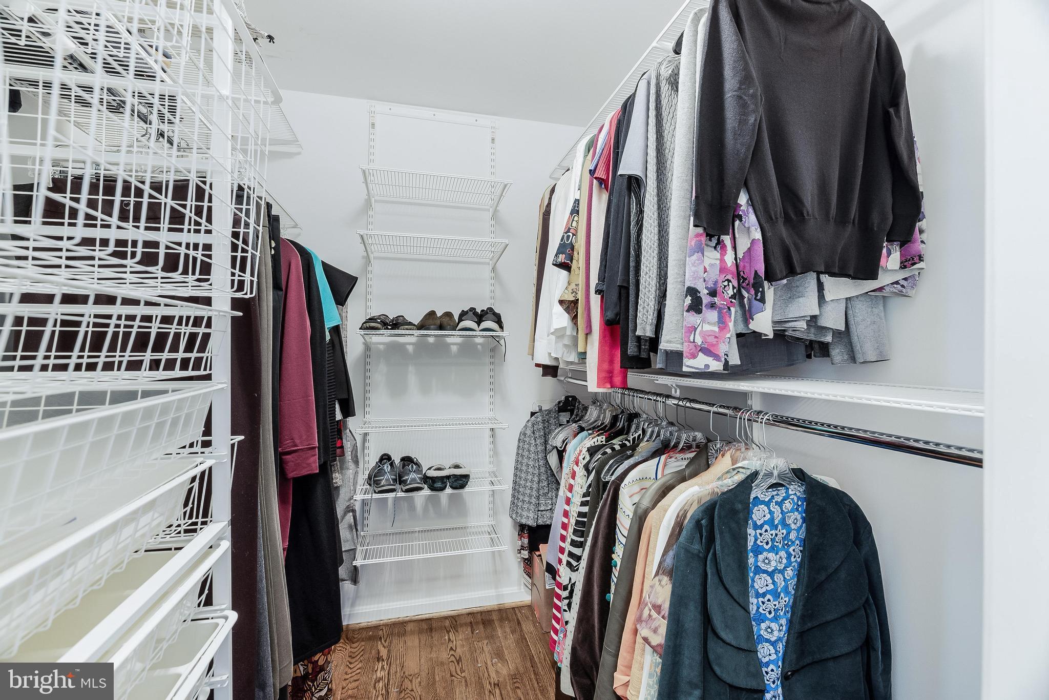 LYNWOOD - Residential