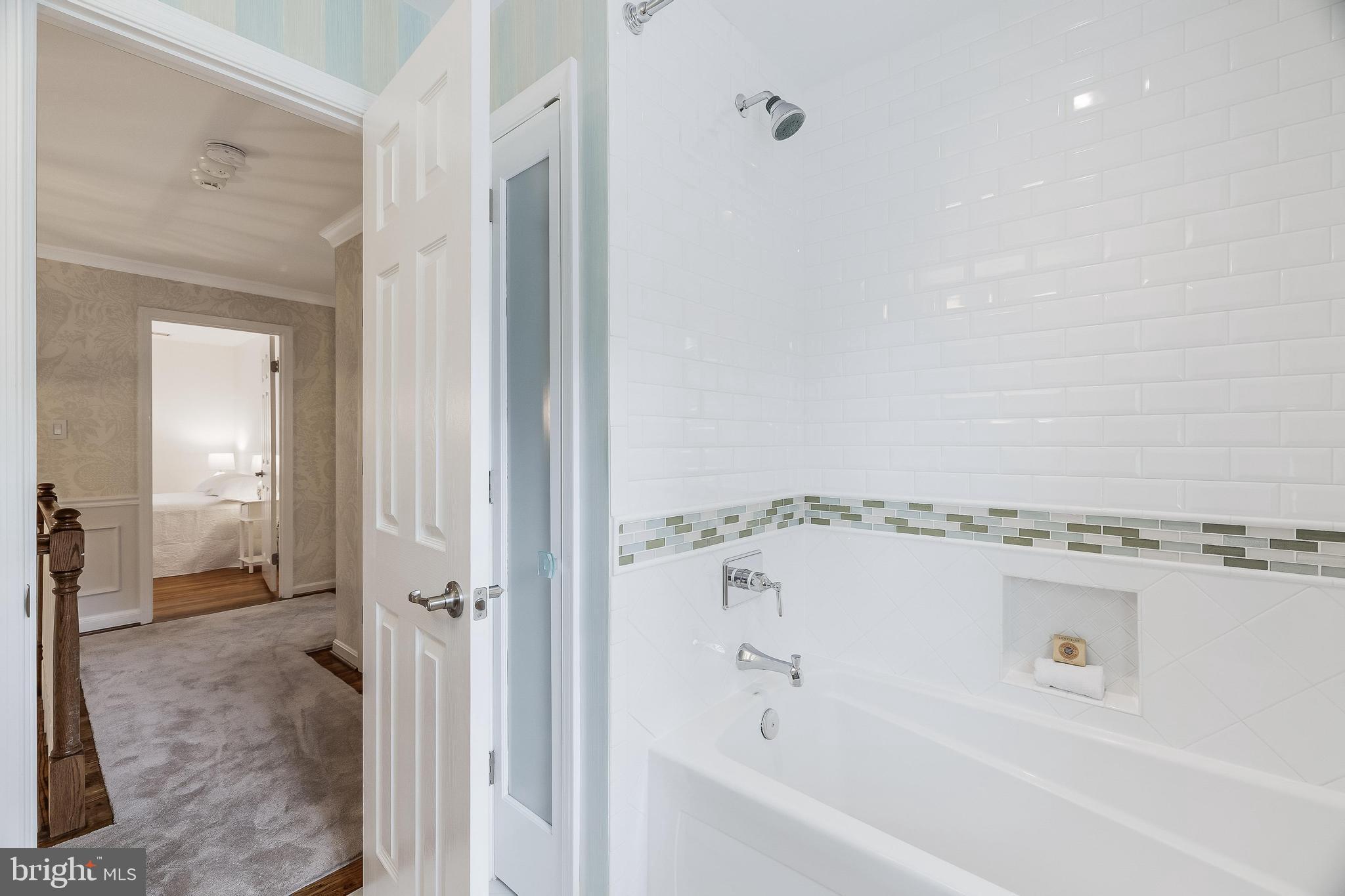 LYNWOOD - Residential