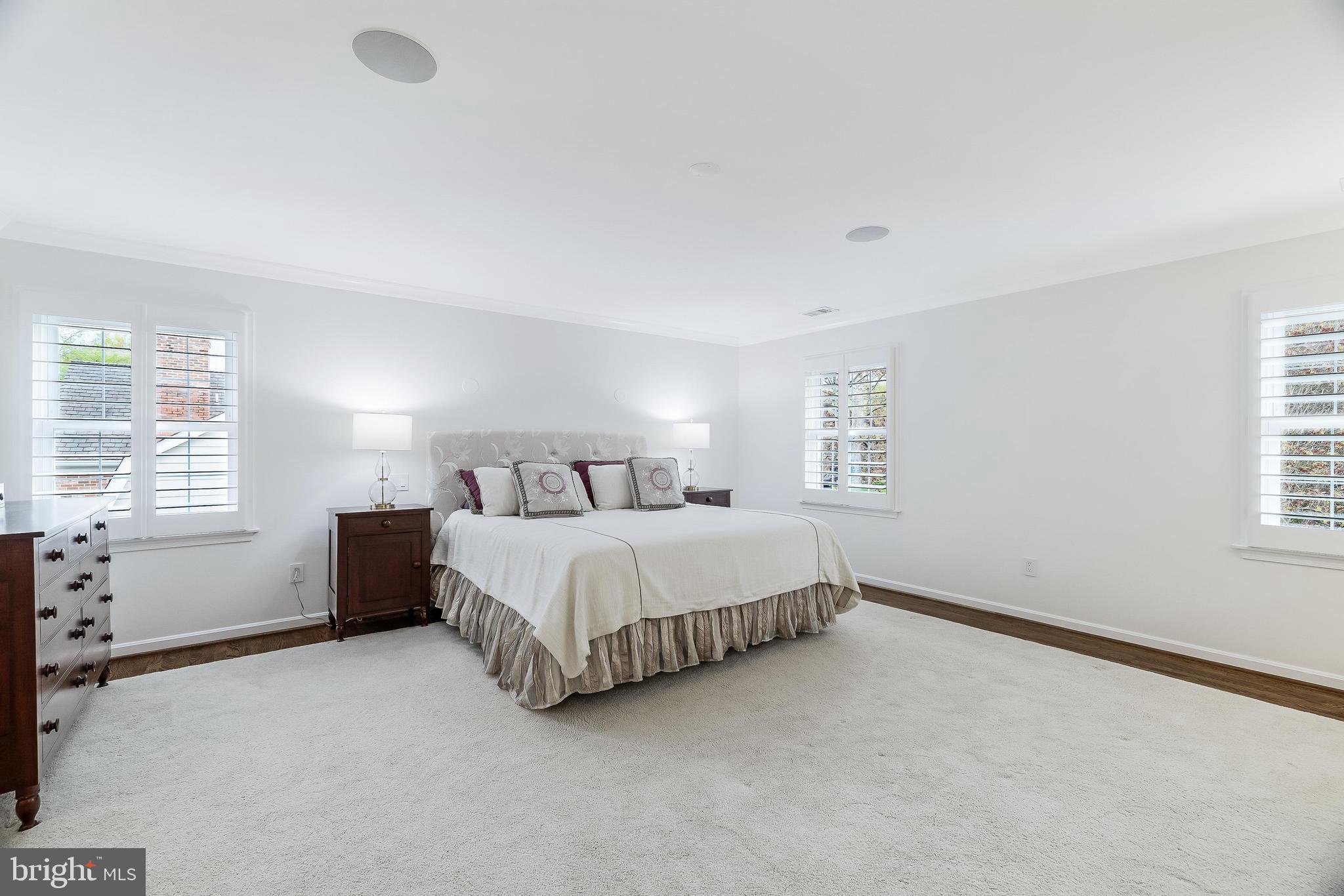 LYNWOOD - Residential