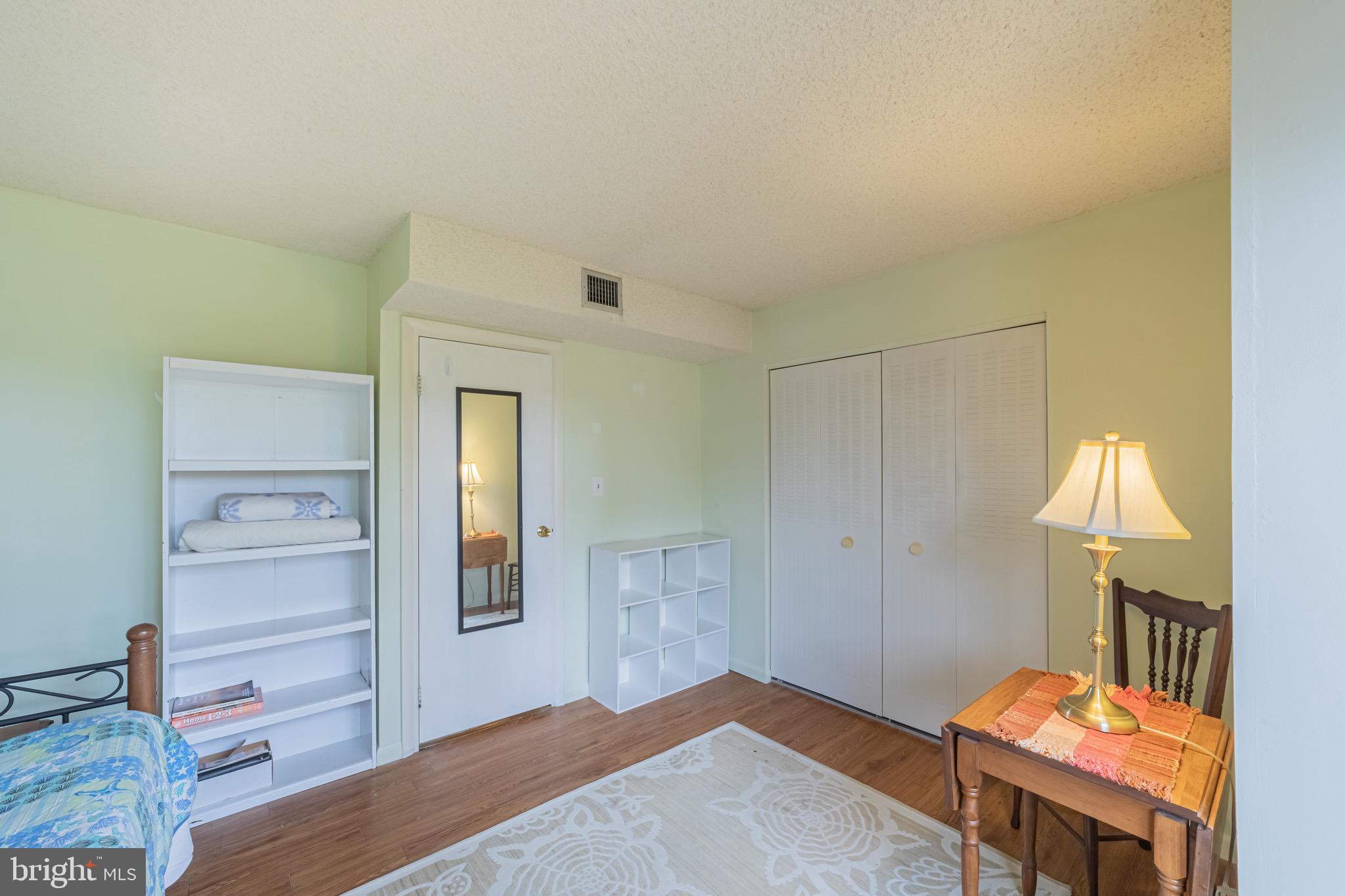 CANAL WOODS CM - Residential